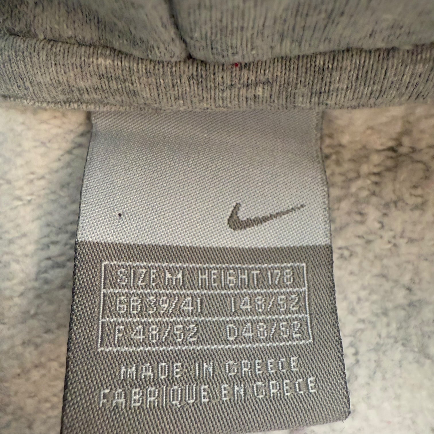 Vintage Nike Hoodie Grey