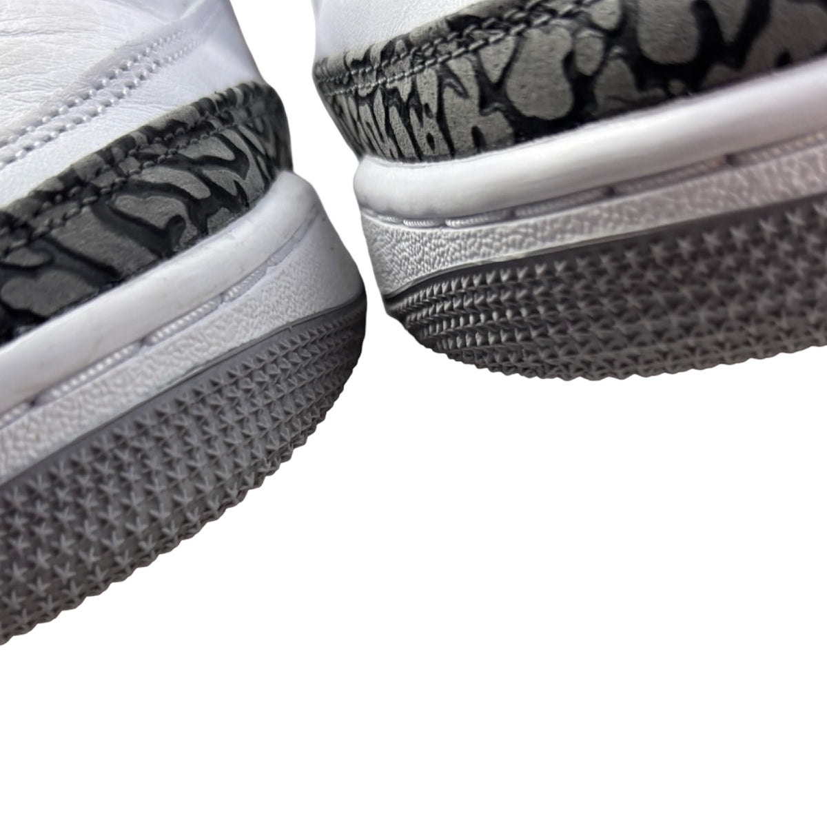 Jordan 3 Retro Fire Red (2022) (Used)