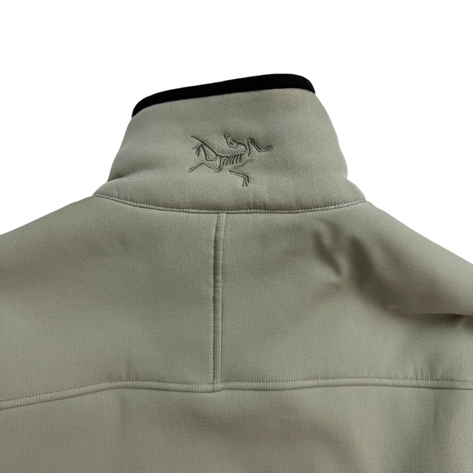 Vintage Women’s Arc’teryx Epsilon LT Jacket Cream