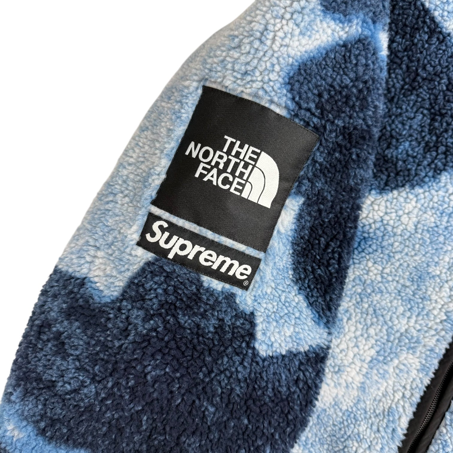 Supreme x North Face Bleached Denim Print Fleece Jacket Indigo