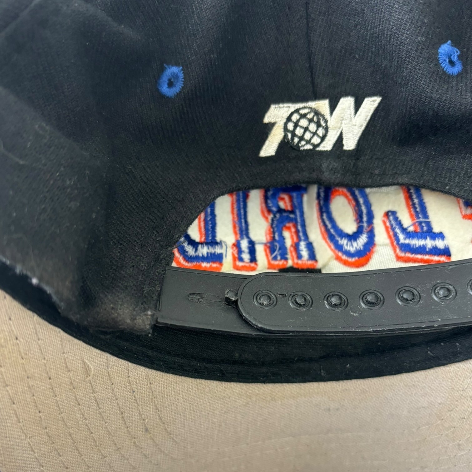 Vintage Florida Gators StrapBack Hat Black