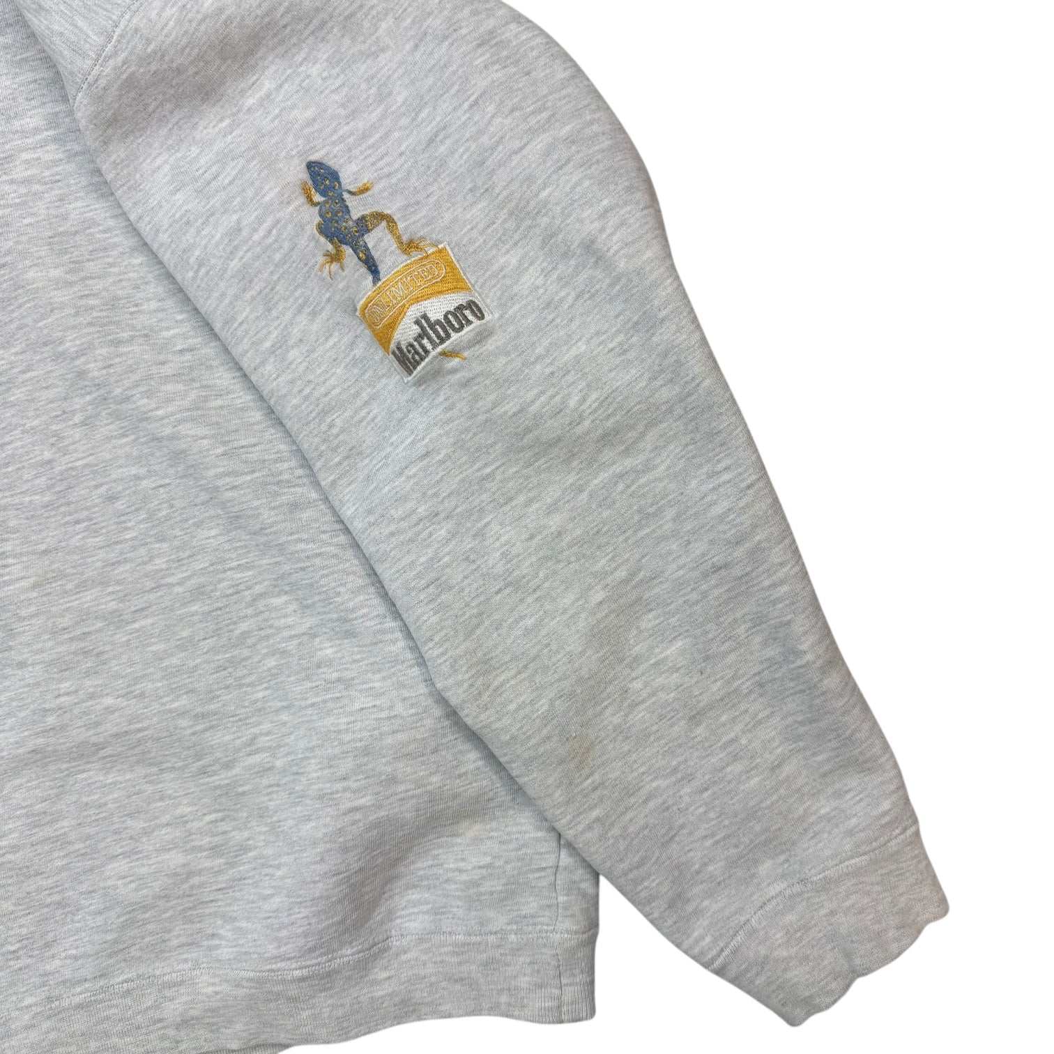 Vintage Marlboro Gold Crewneck Grey