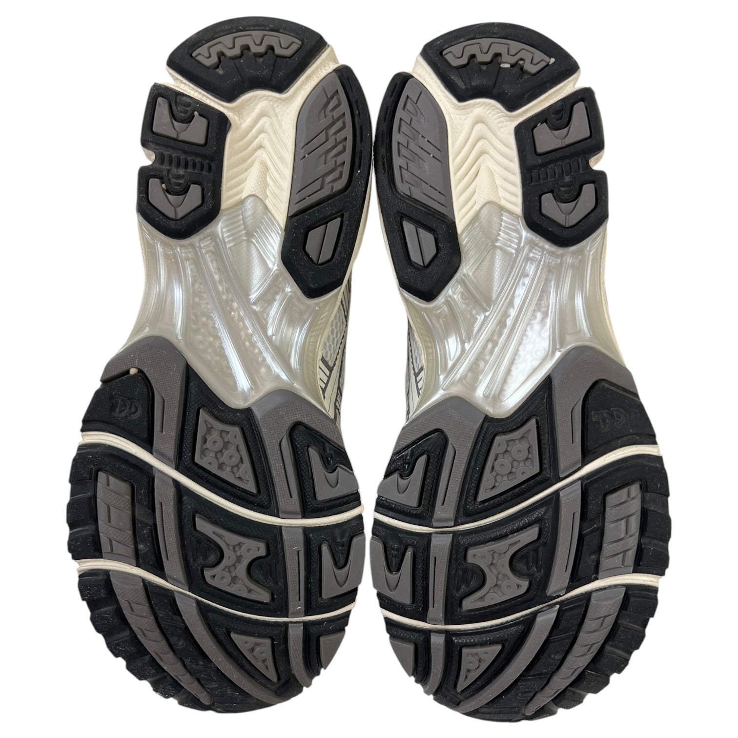 Asics Gel-Kayano 14 “Olympic Medals”