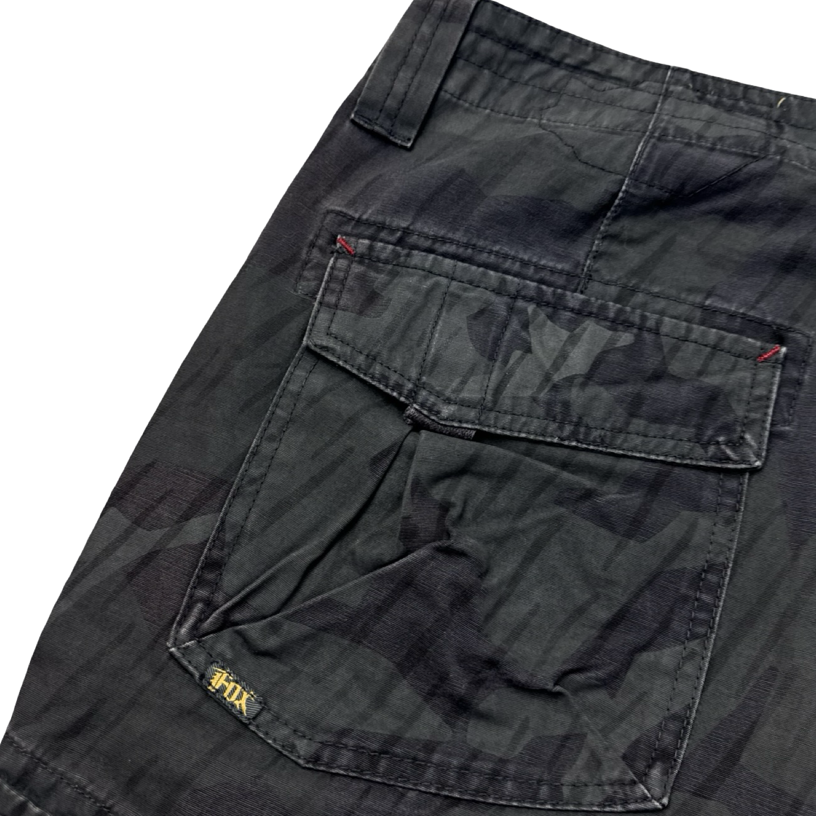 Vintage Y2K Fox Embroidered Dark Treebark Cargo Shorts
