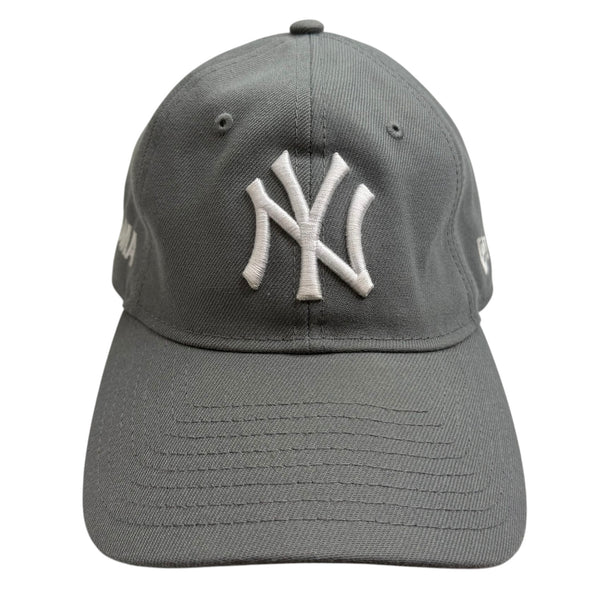 MoMA X NY Yankees Adjustable Baseball Cap Grey