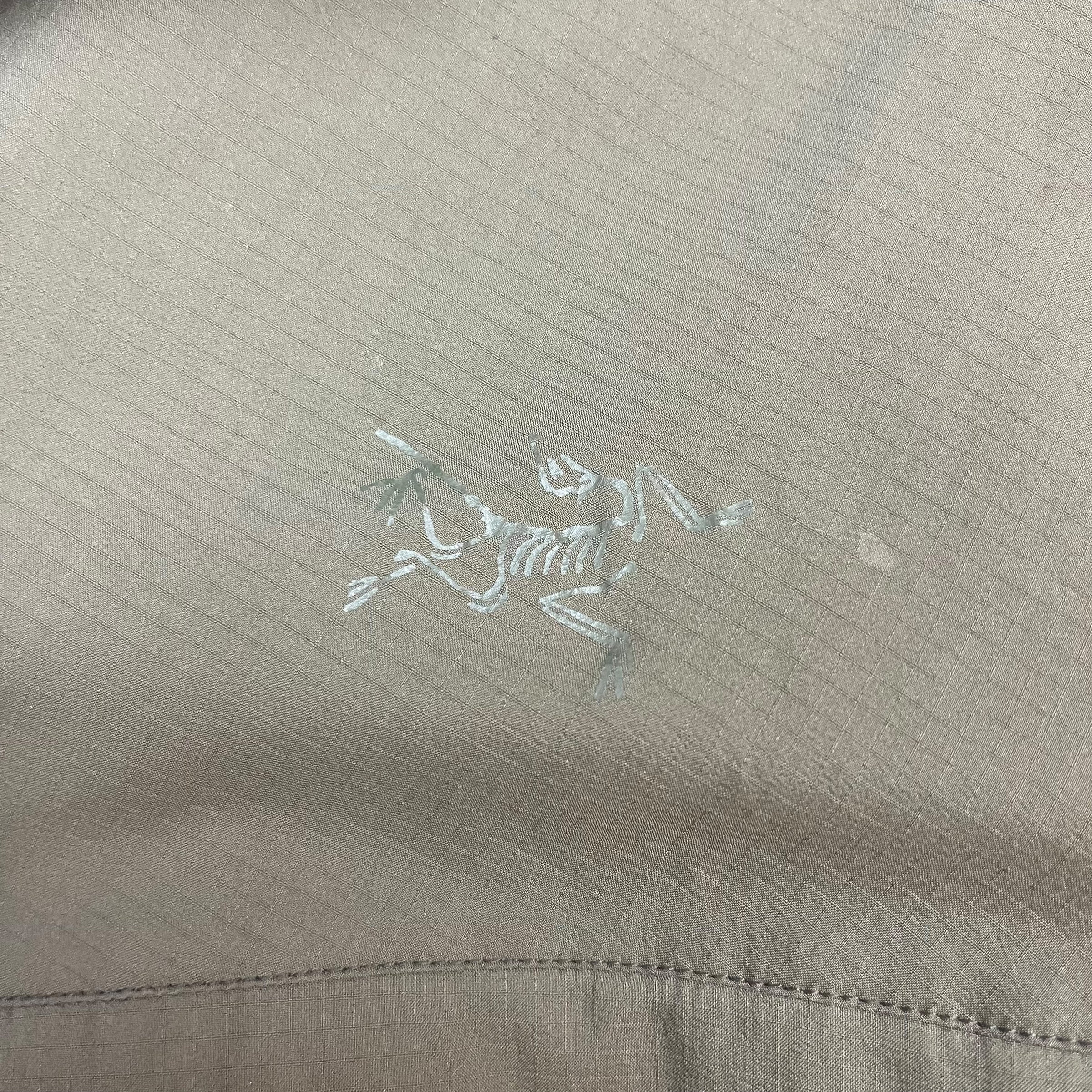 Vintage Arc'teryx Atom Leaf Jacket Olive