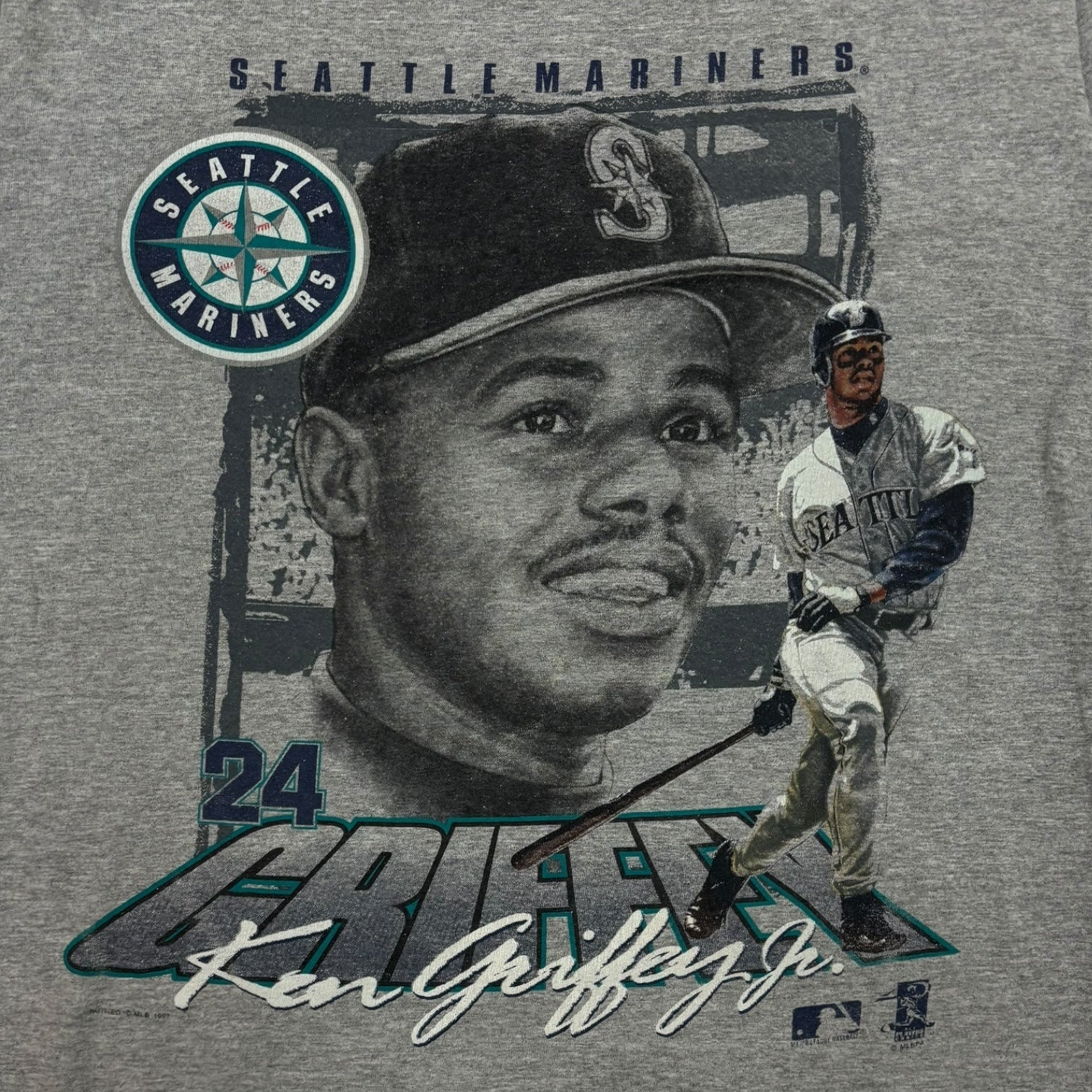 Vintage 1997 Seattle Mariners Ken Griffey Jr. T-Shirt Grey