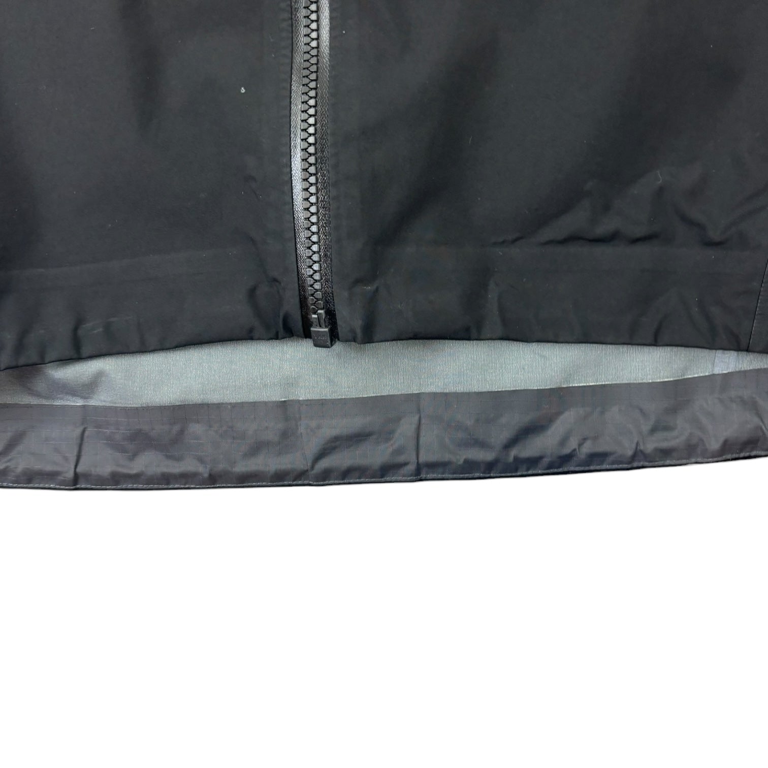 Arc’teryx Beta SV Jacket Black