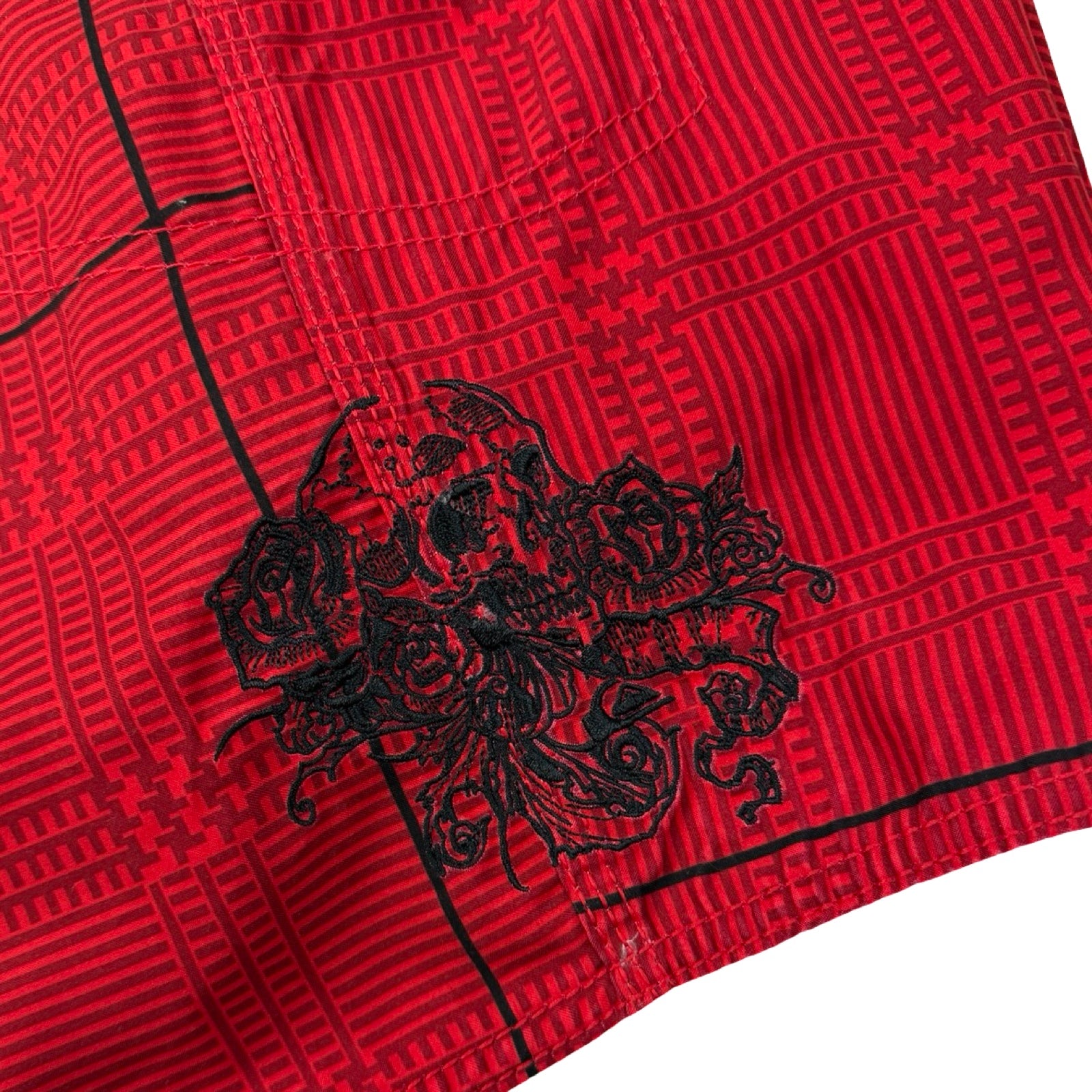 Vintage Y2K Quiksilver Skull Rose Board Shorts Red