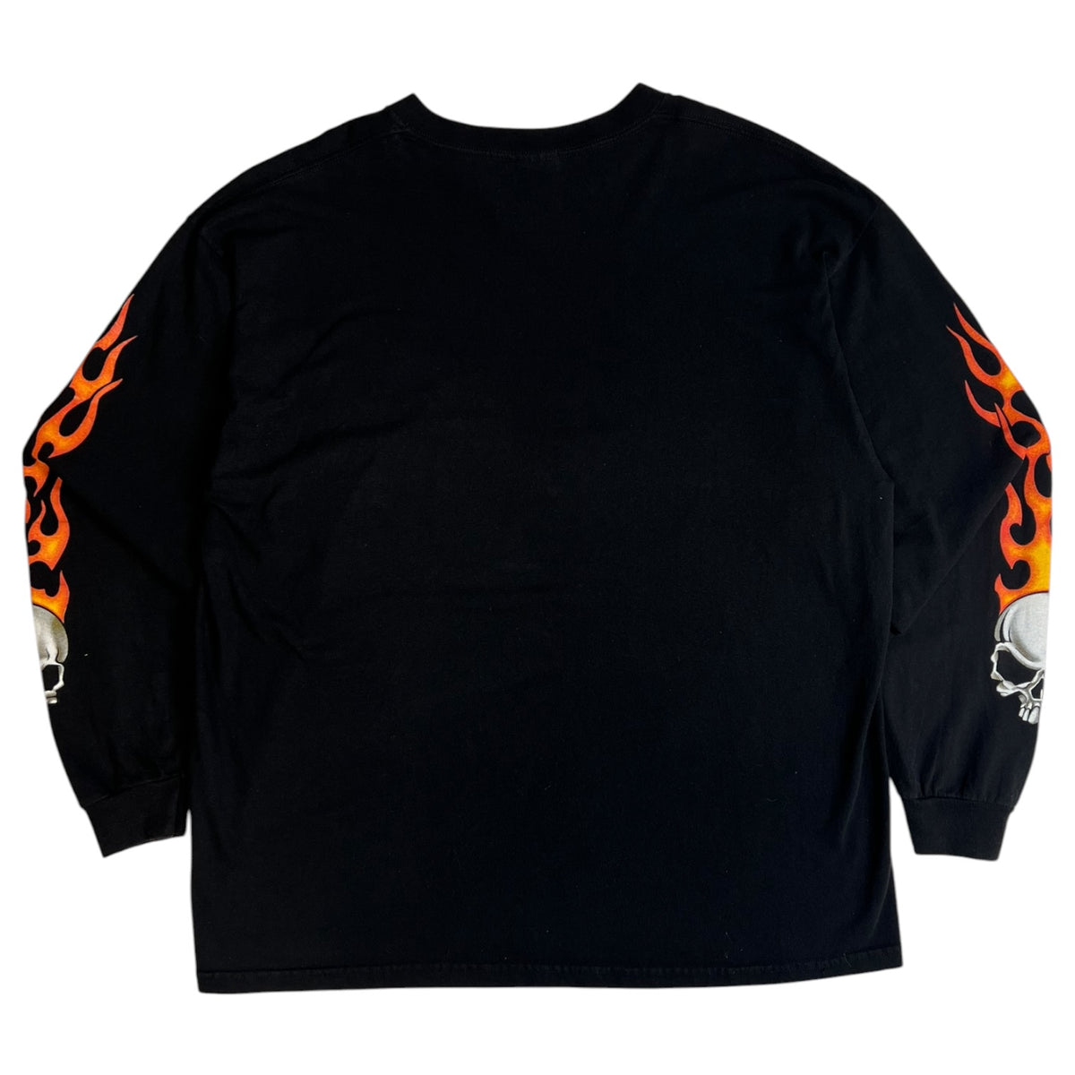 Vintage Y2K Flaming Skulls Long Sleeve T-Shirt Black