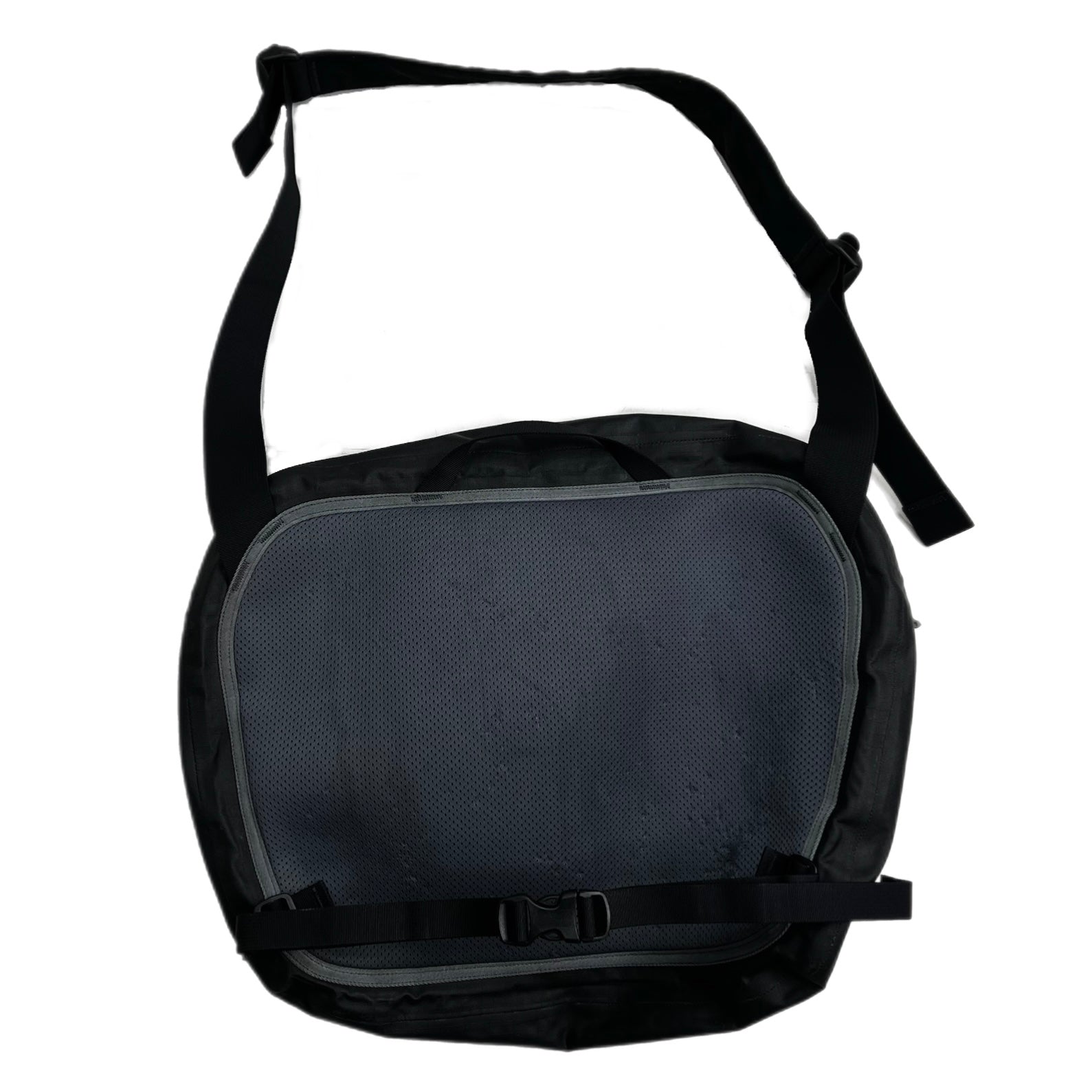 Arc’teryx Lunara Shoulder Bag