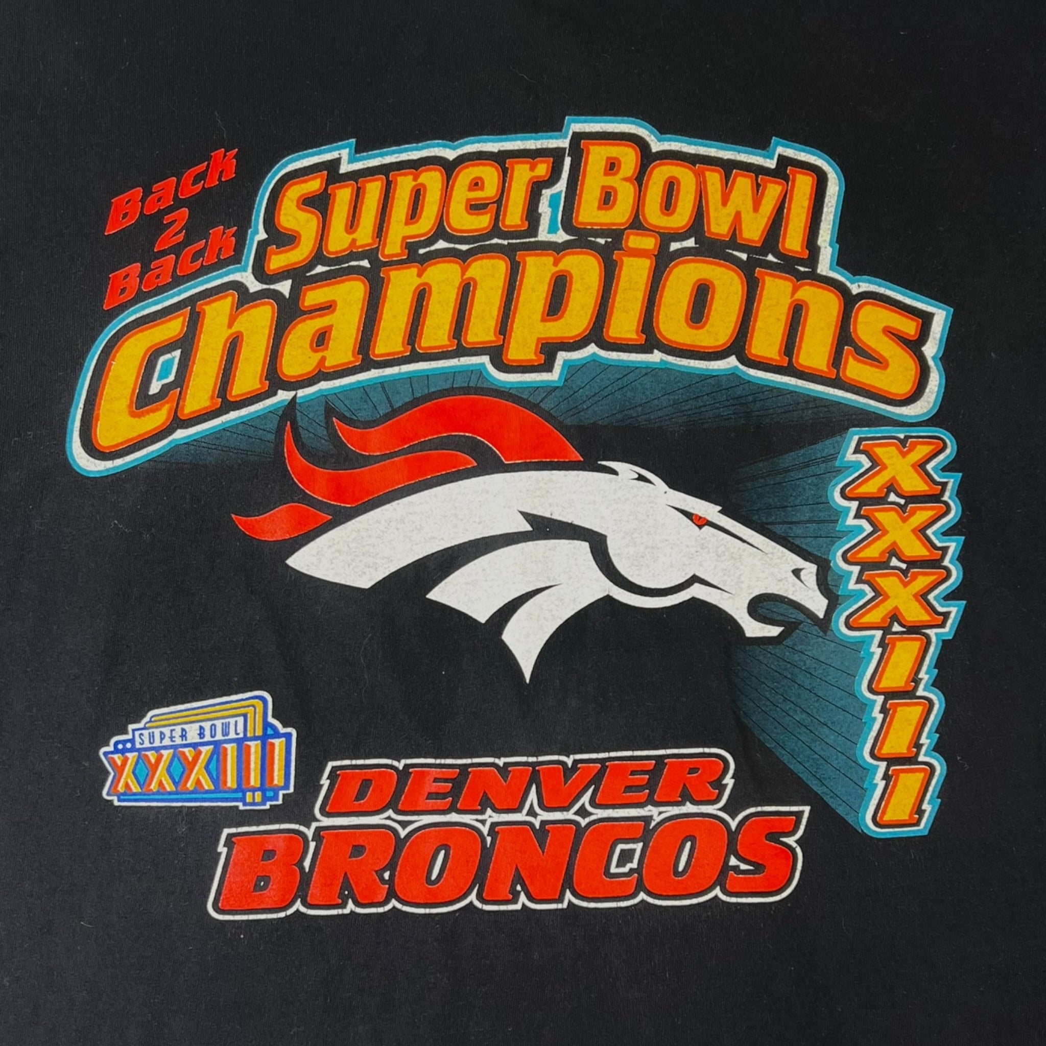Vintage Denver Broncos Back-To-Back Super Bowl XXXII and XXXIII Victories T-shirt