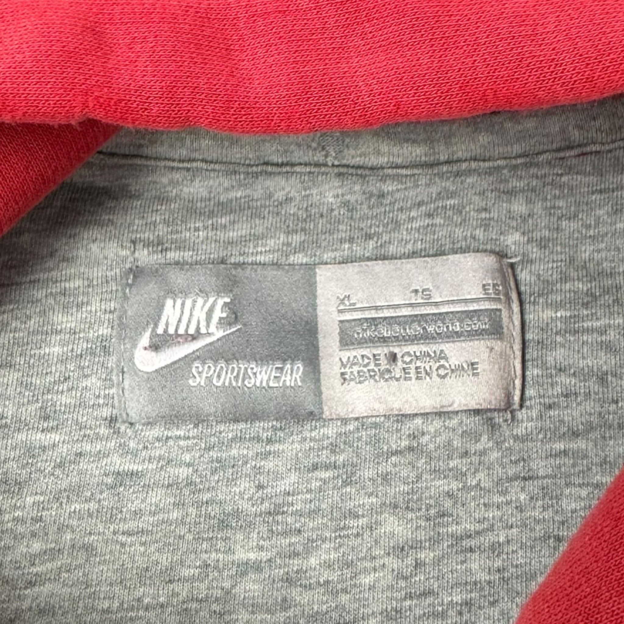 Vintage Y2K Nike Hoodie Red