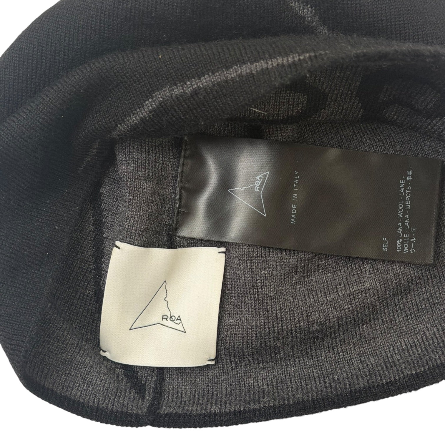 ROA Merino Wool Skullcap Beanie Black