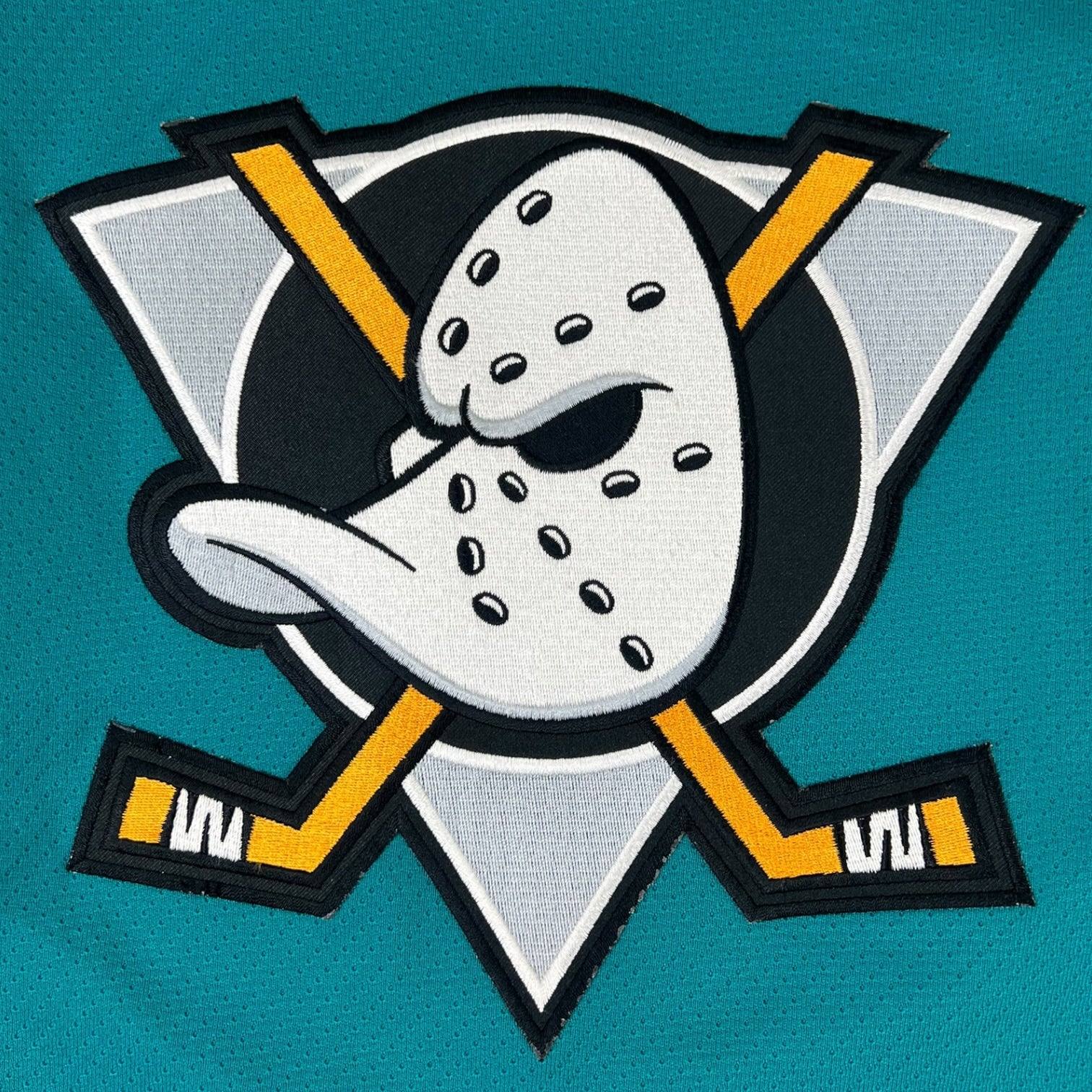 Vintage CCM 1990’s Anaheim Mighty Ducks NHL Hockey Jersey Teal