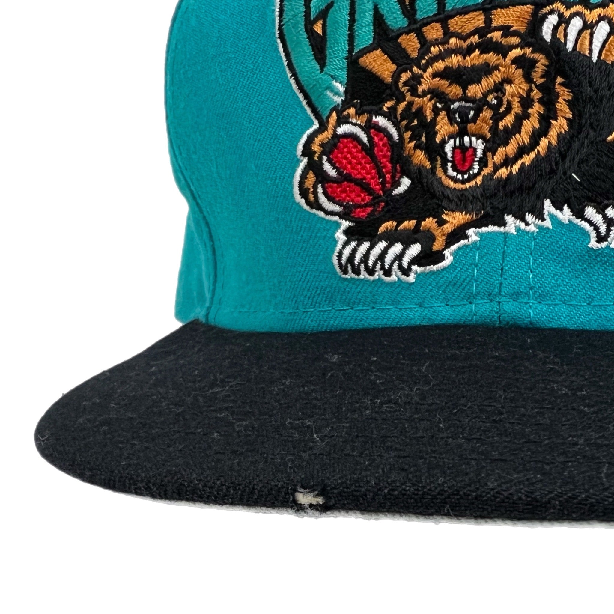1994 New Era Vancouver Grizzlies Fitted Hat