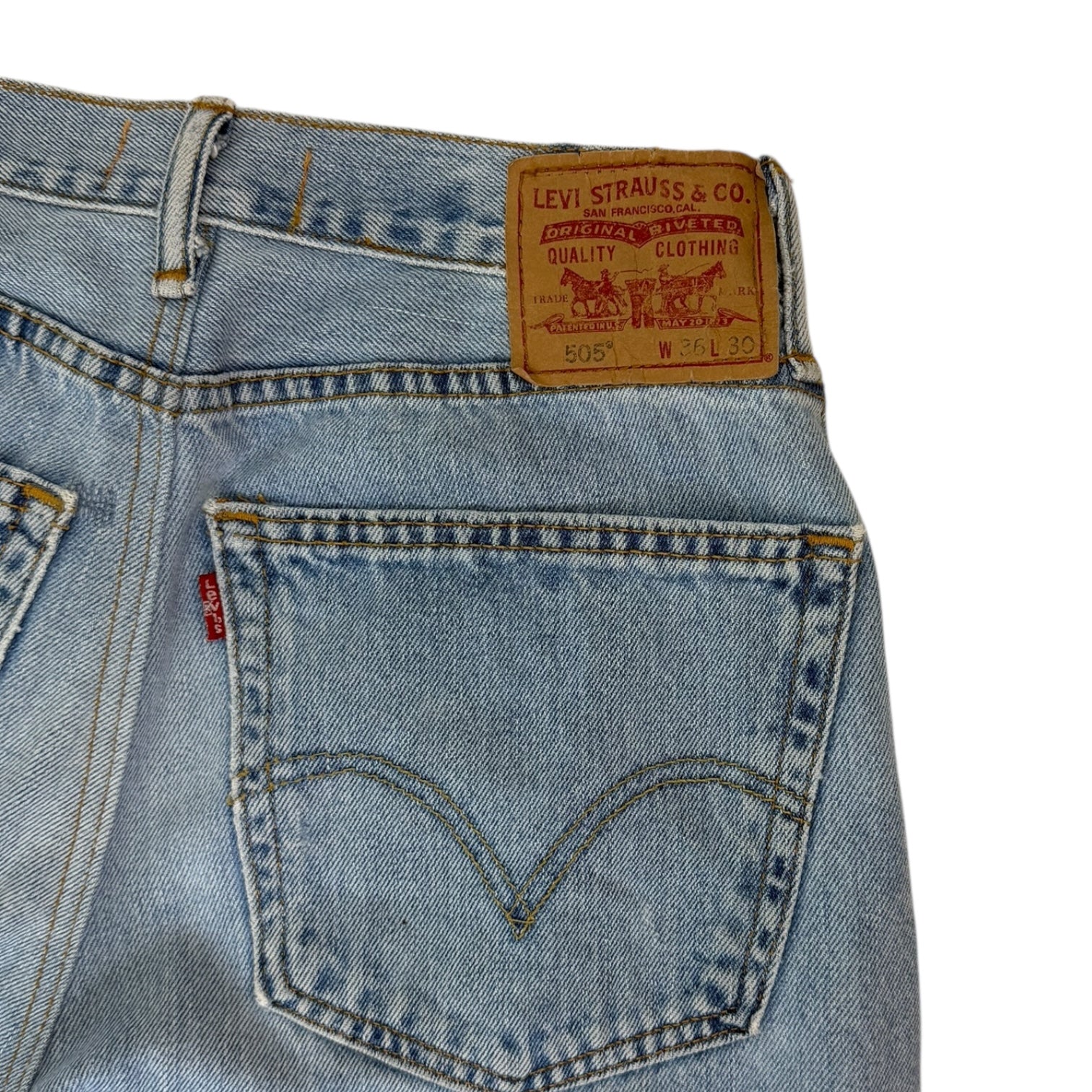 Vintage Levi’s 505 Jeans Light Wash