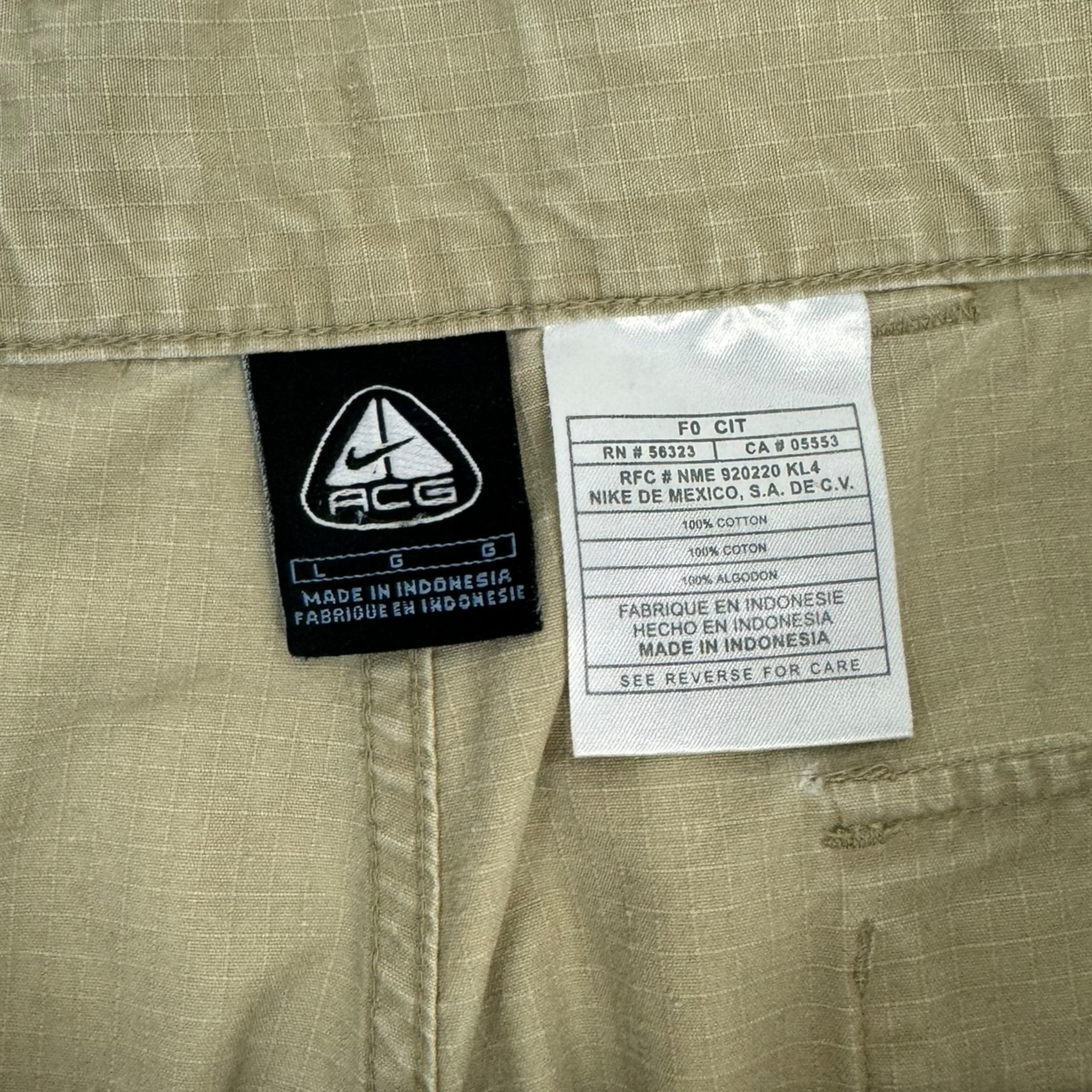 Vintage Y2K Nike ACG Cargo Jeans