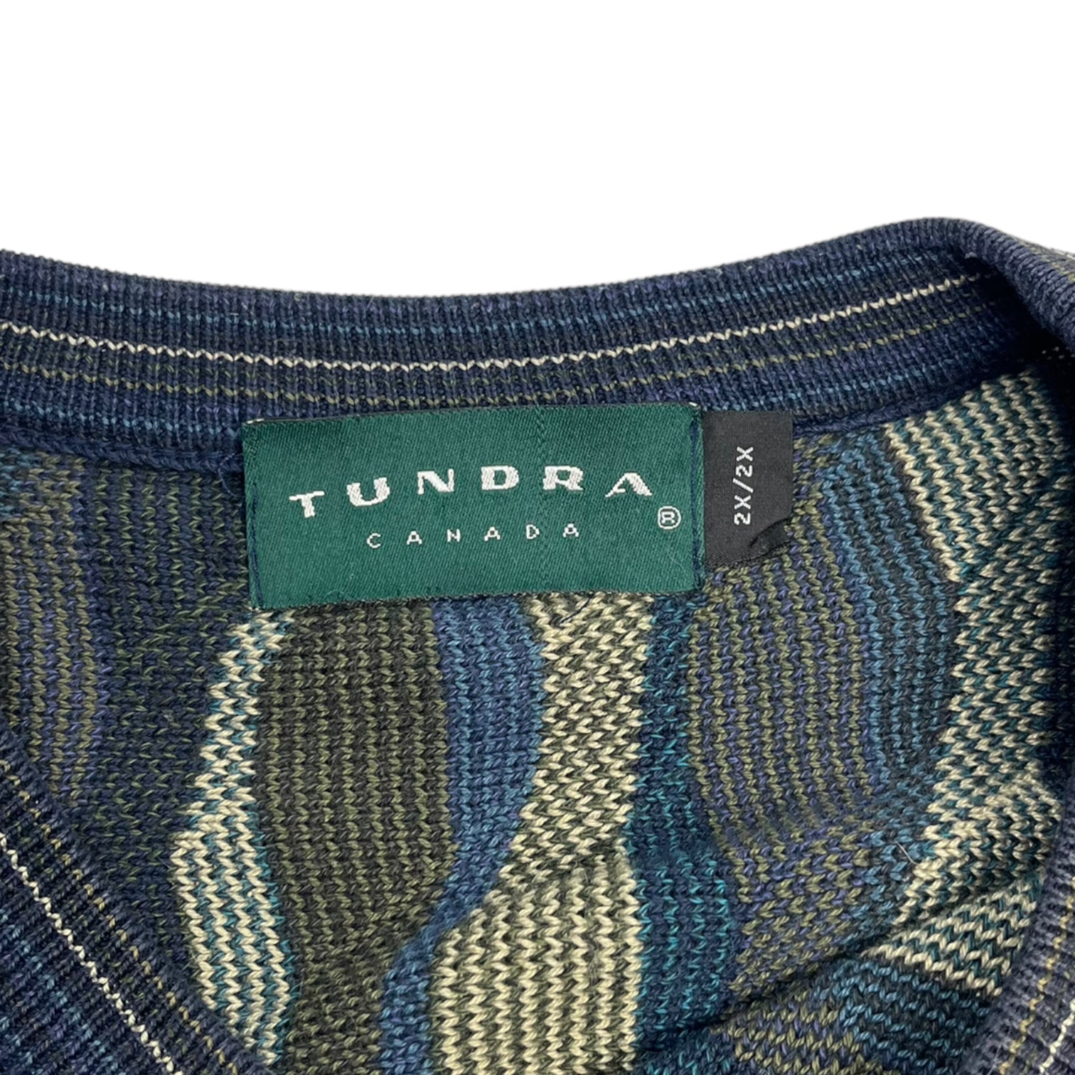 Vintage Tundra Squiggly Vertical Patterned Knit