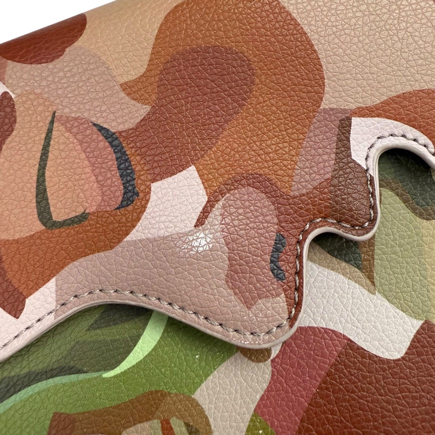 KidSuper Kissing Bag Autumn