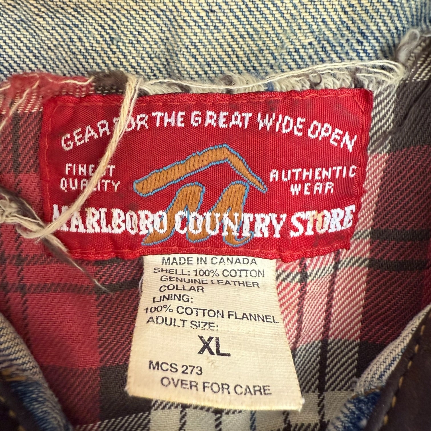 Vintage Marlboro Country Store Denim Jacket Regular Wash