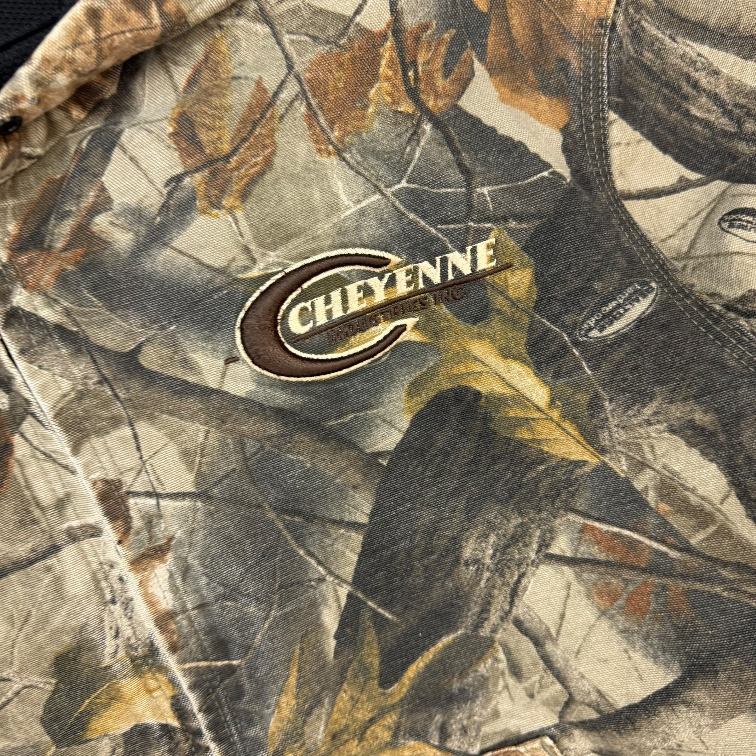 Vintage Carhartt Active Jacket RealTree