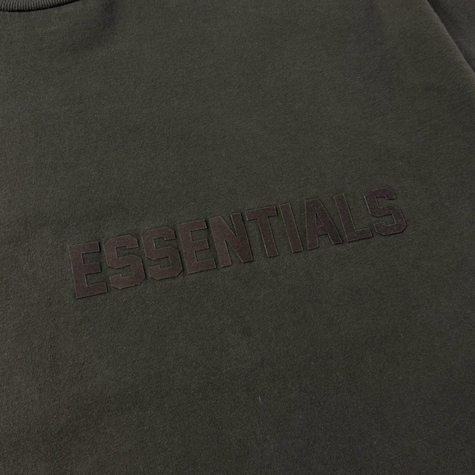 Fear of God Essentials L/S T-Shirt Ink