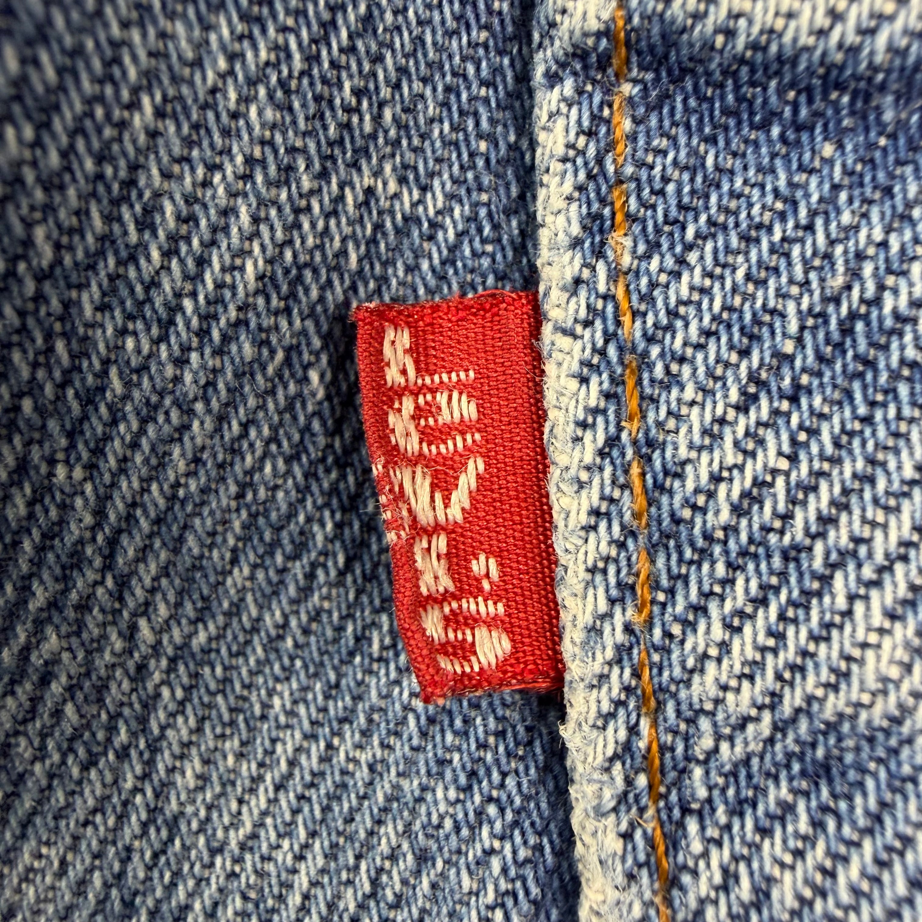 Vintage Levi’s 516 Light Wash Denim Jeans Blue