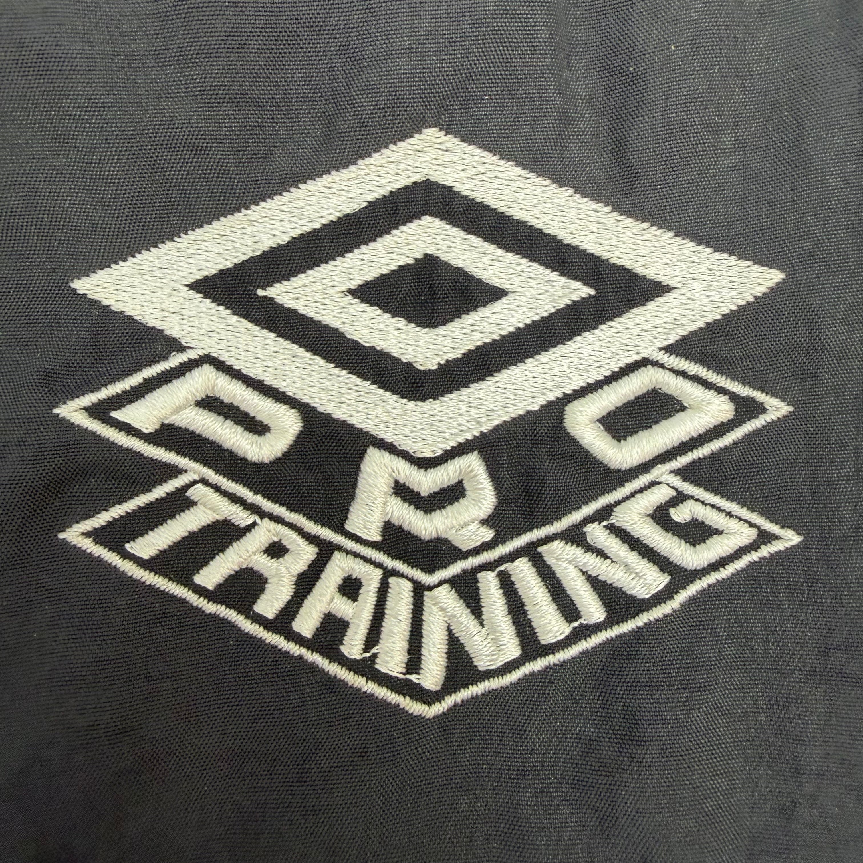Vintage Umbro Training Longsleeve Shirt Black