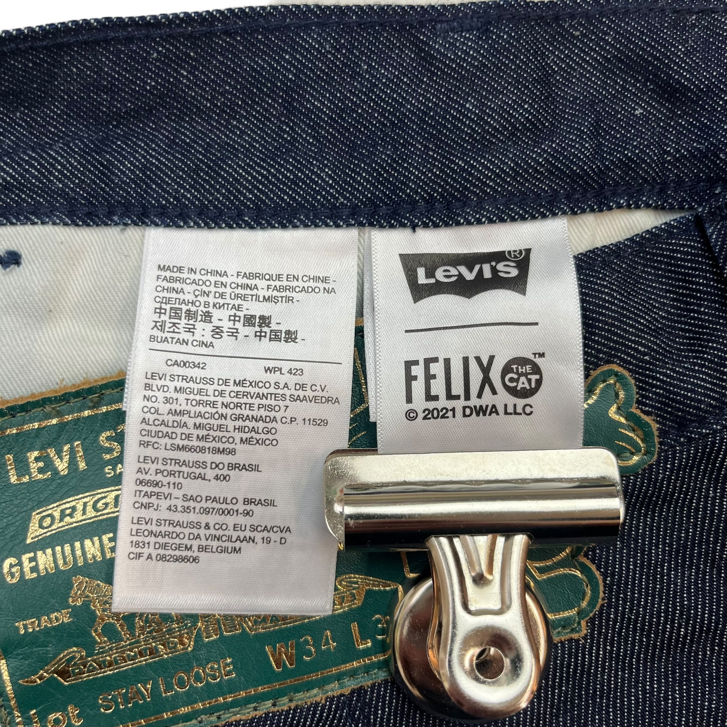 Levi’s Felix The Cat Stay Loose Denim Pants Dark Wash