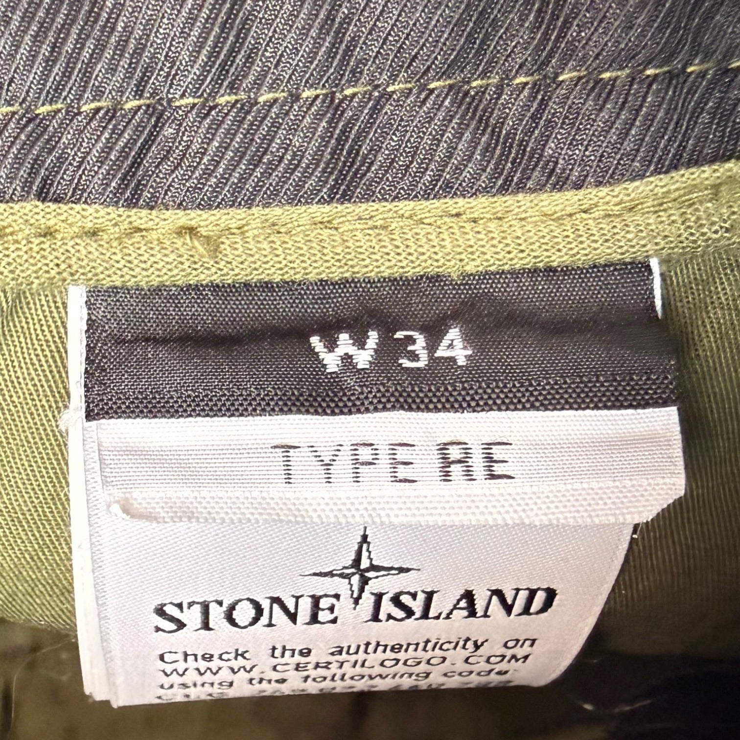 Stone Island Badge Cargo Shorts Olive Green