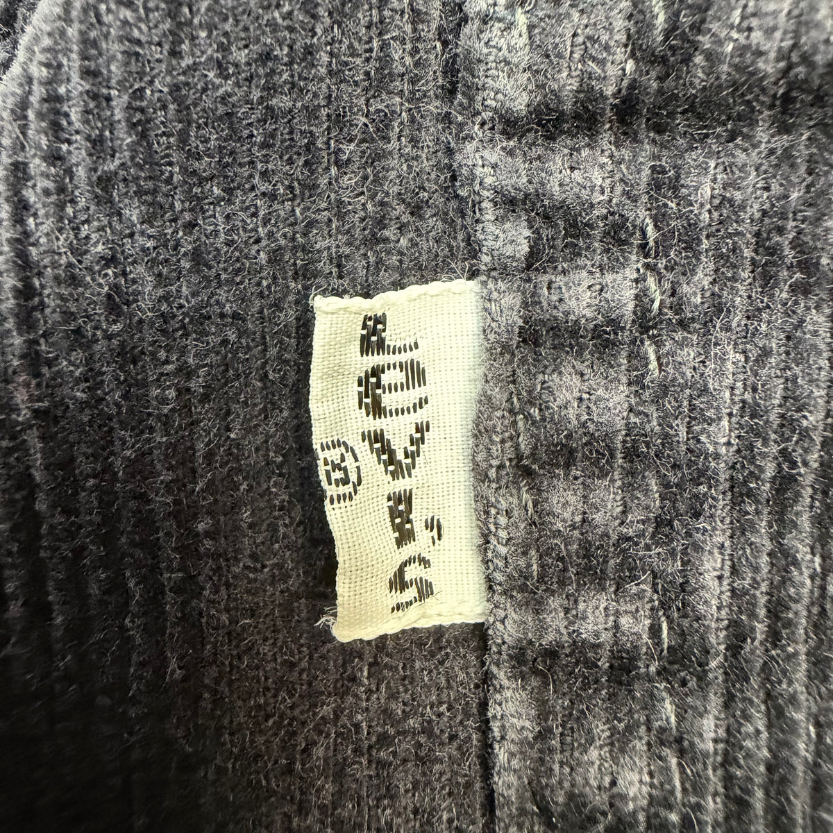 (W) Vintage Levi’s Corduroy White Tab Flared Jeans Black