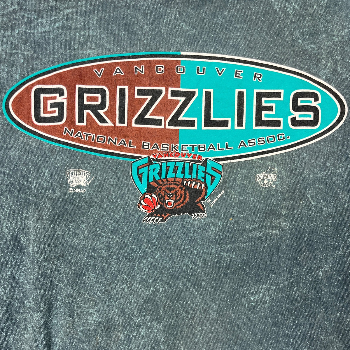 Vintage Vancouver Grizzlies T-Shirt