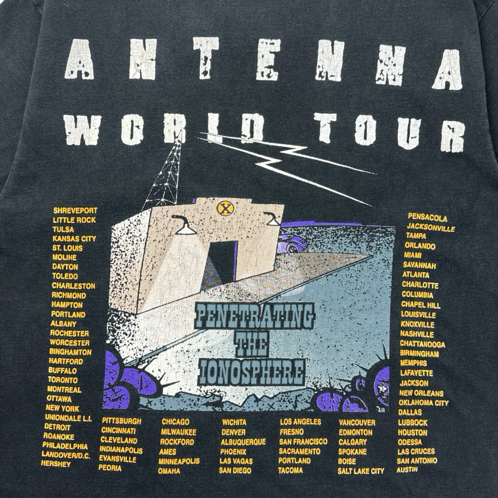 Vintage ZZ Top ‘Antenna World Tour’ Band T-Shirt