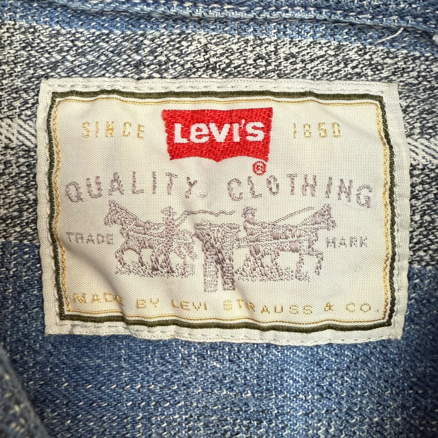 Vintage Levi’s Button Up Flannel Blue/White