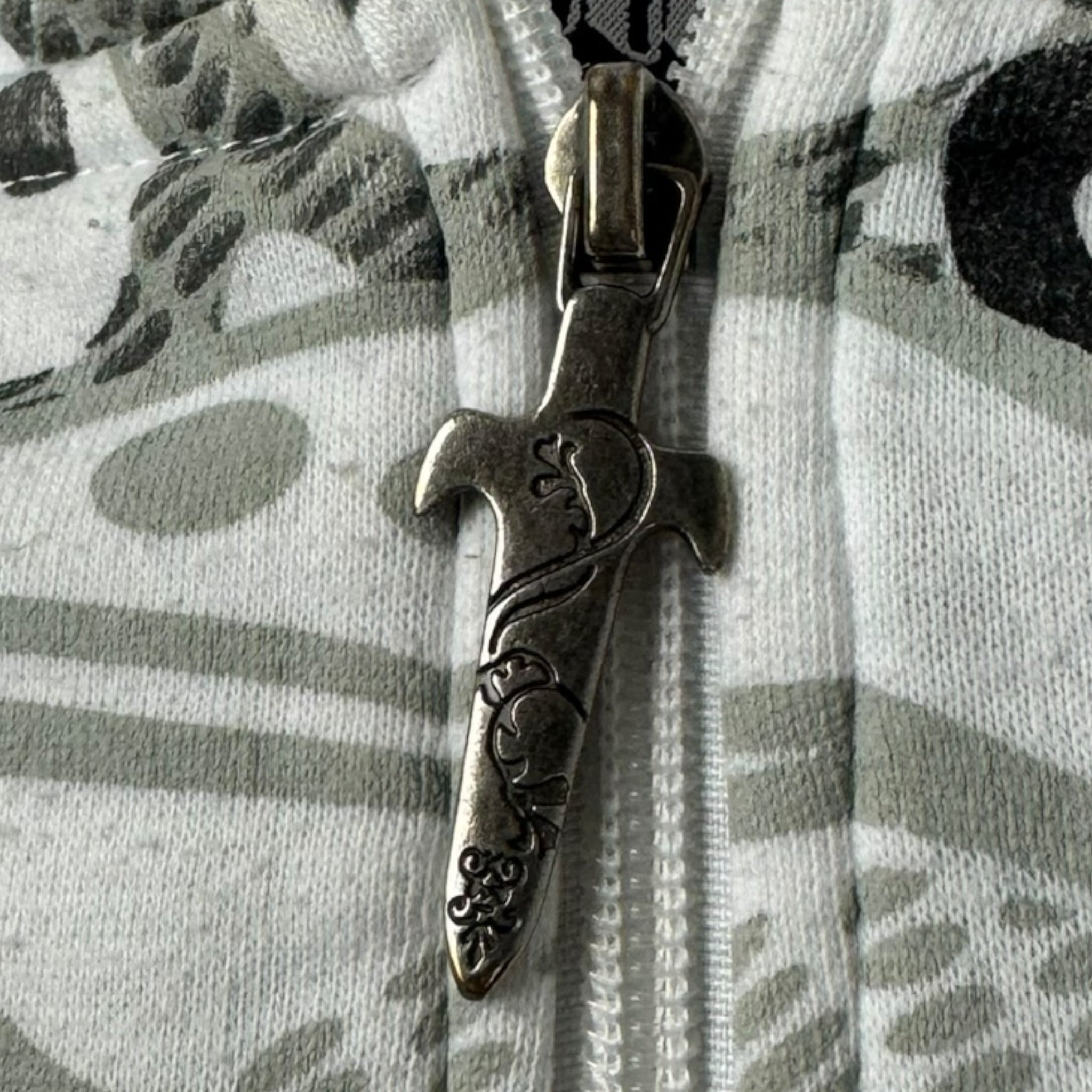 Vintage Urban Heritage Spaces & Skulls Full Zip Hoodie