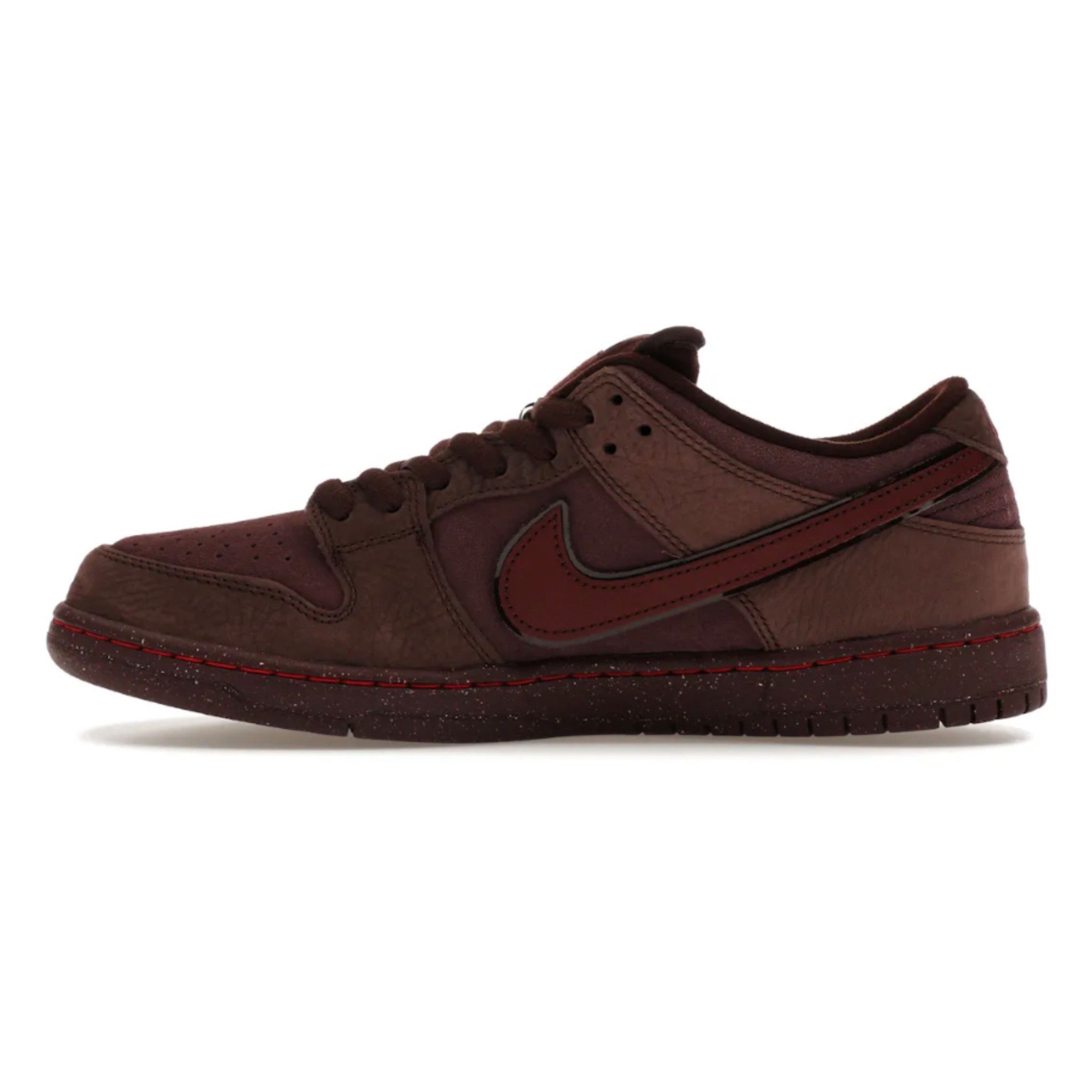 Nike SB Dunk Low City Of Love Burgundy Crush