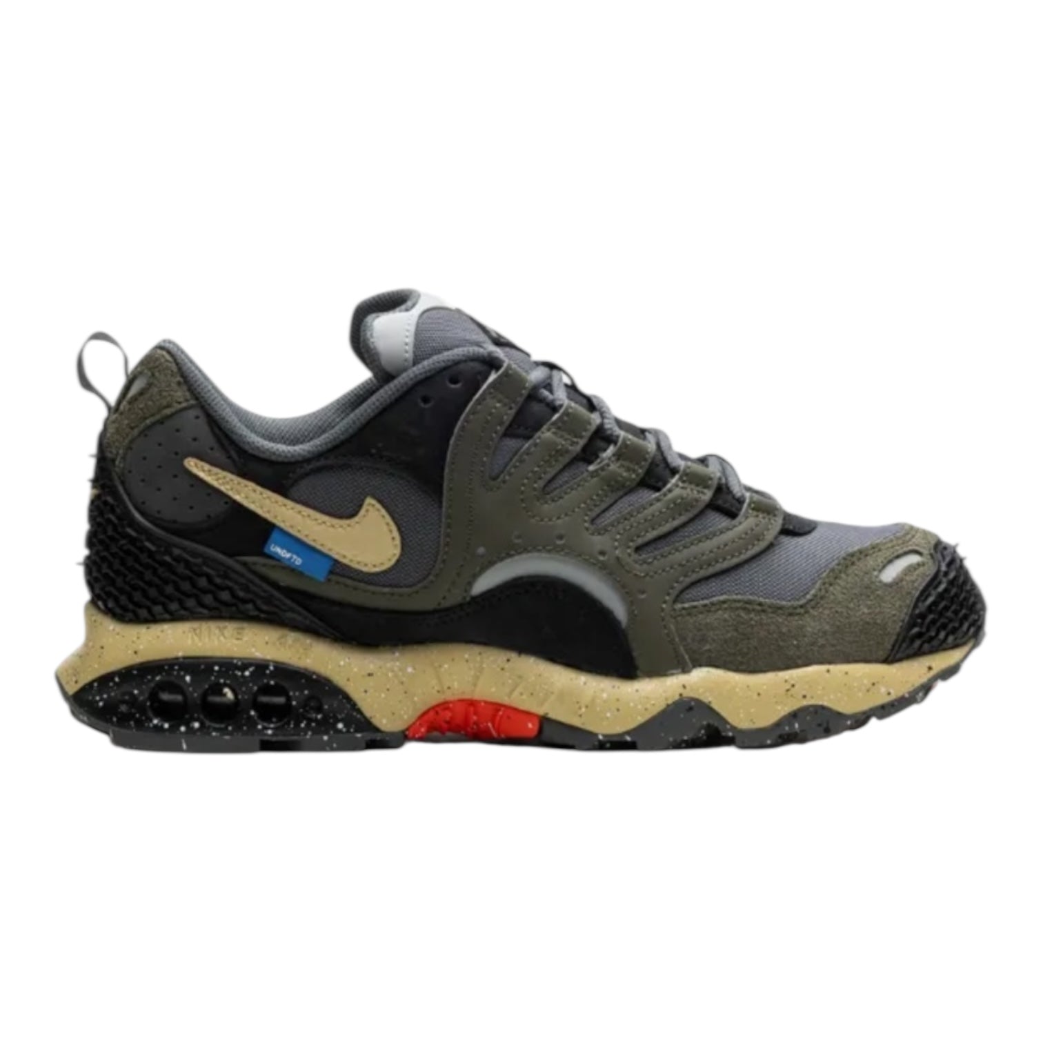 Nike x Undefeated Air Terra Humara Cargo Khaki (Used)