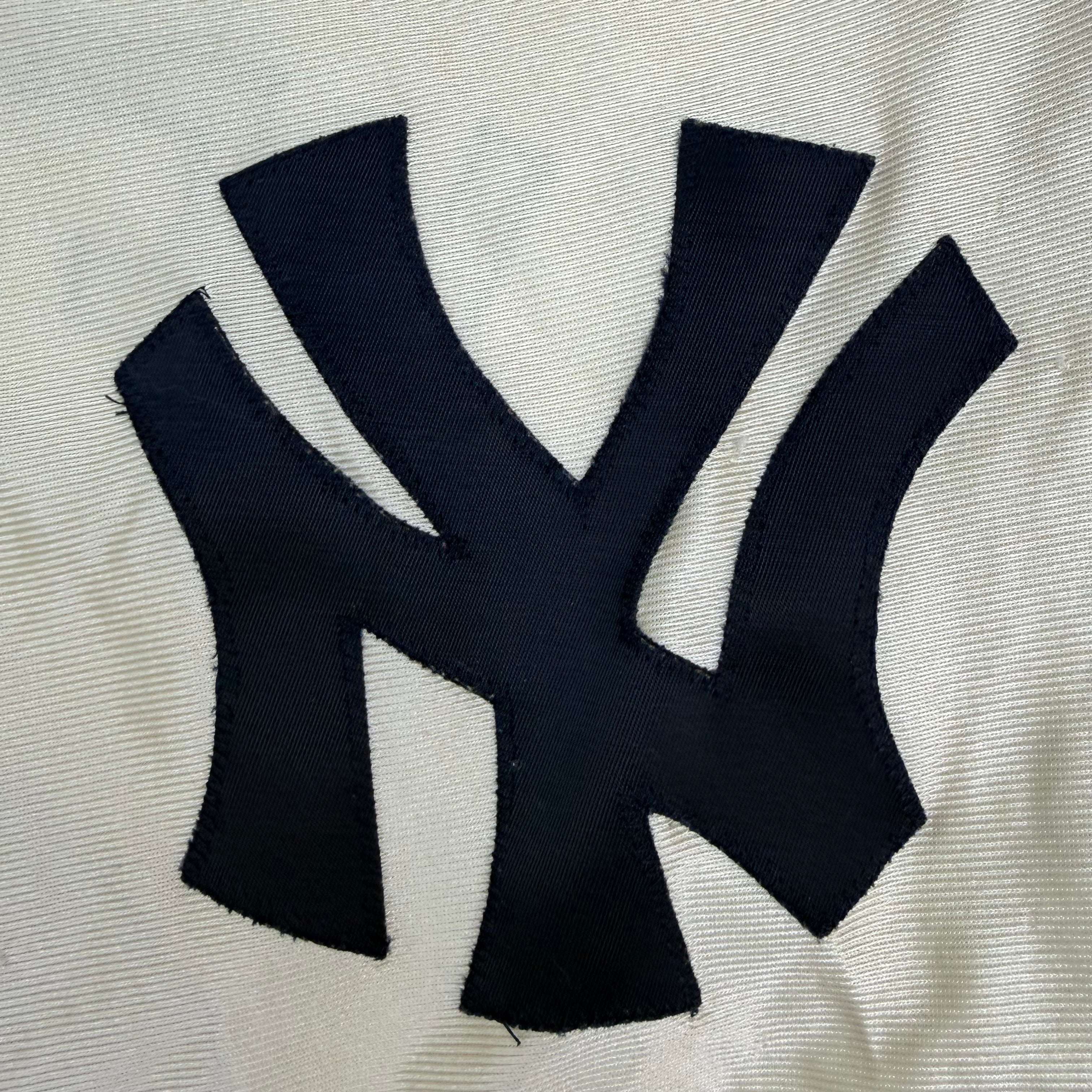 Vintage Derek Jeter New York Yankees Majestic Jersey Cream