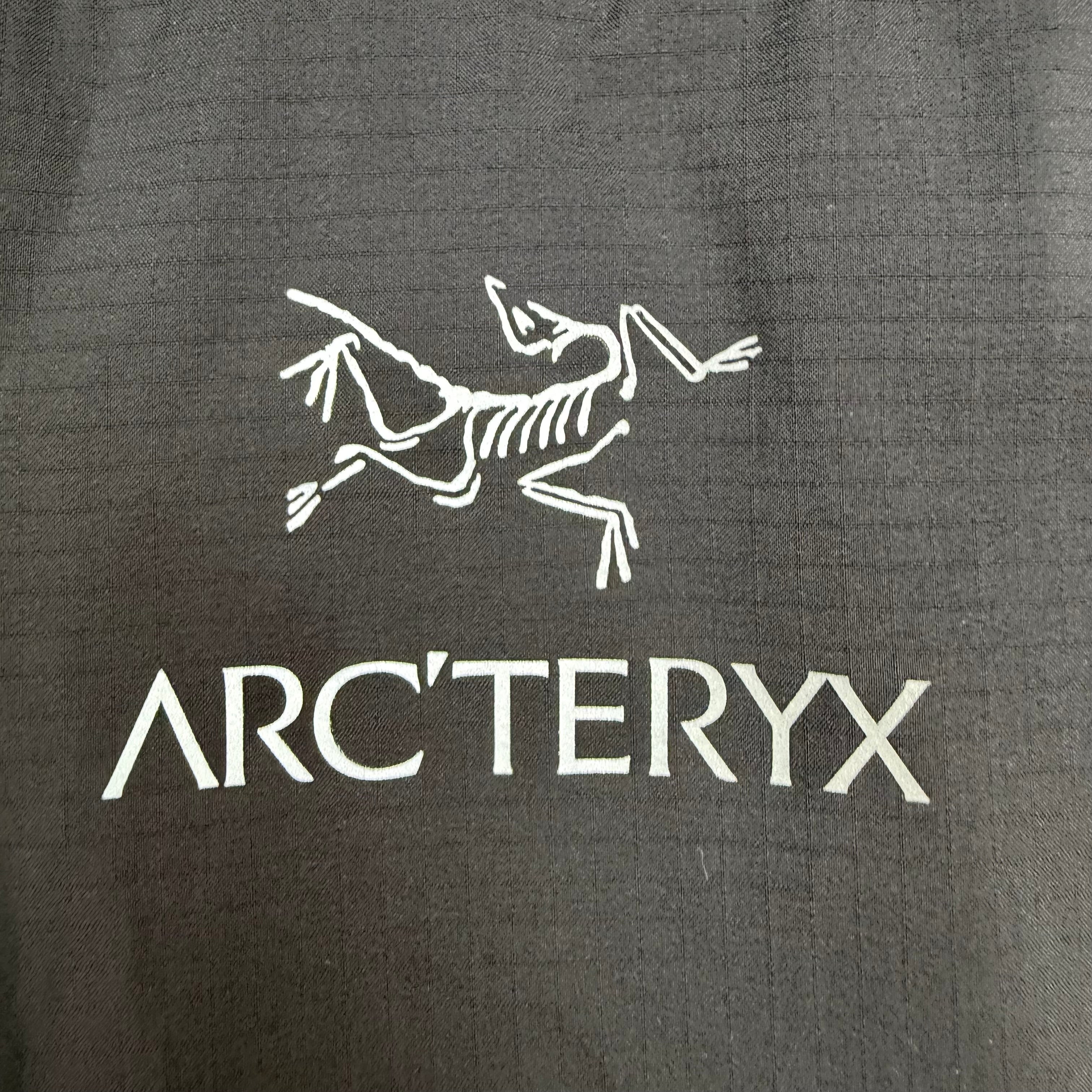 Arcteryx Squamish Hoodie Black