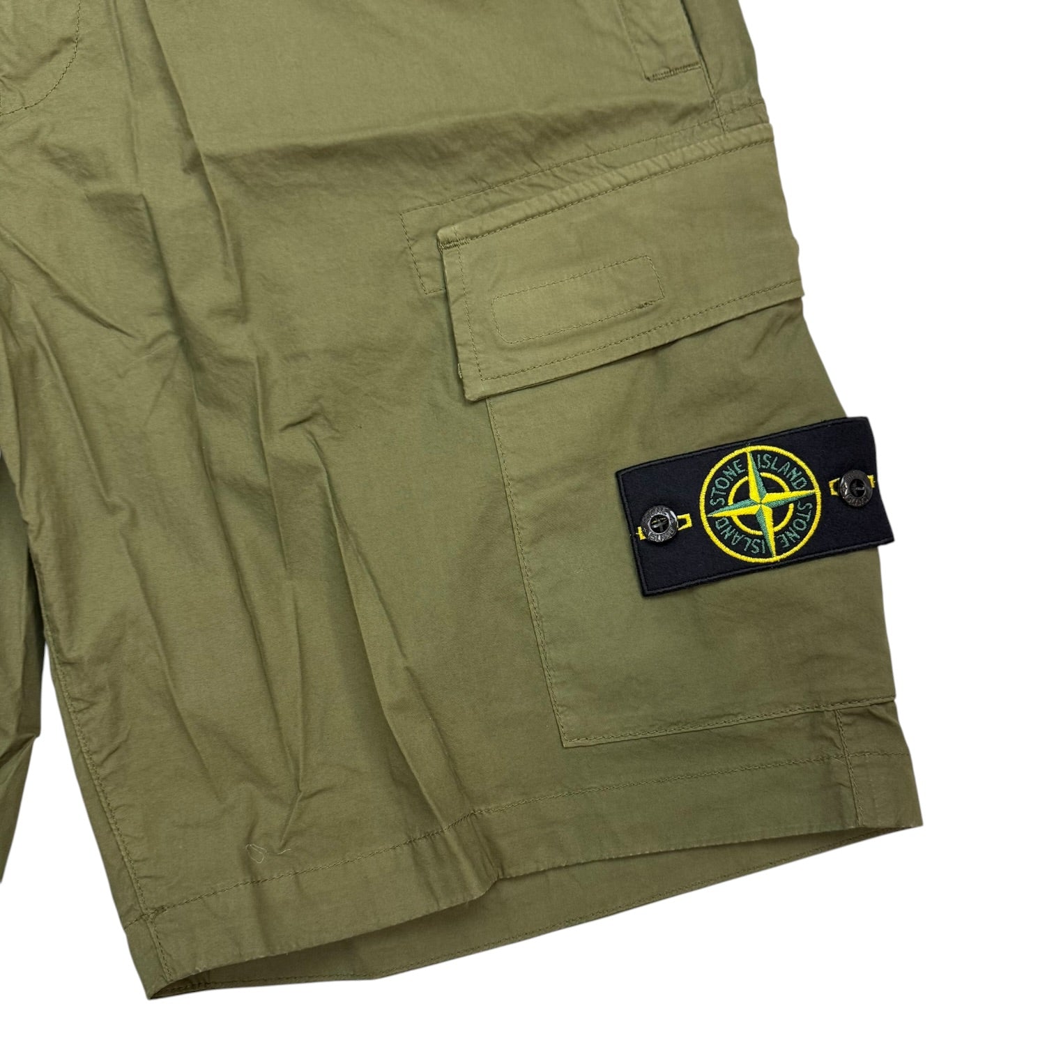 Stone Island Badge Cargo Shorts Olive Green