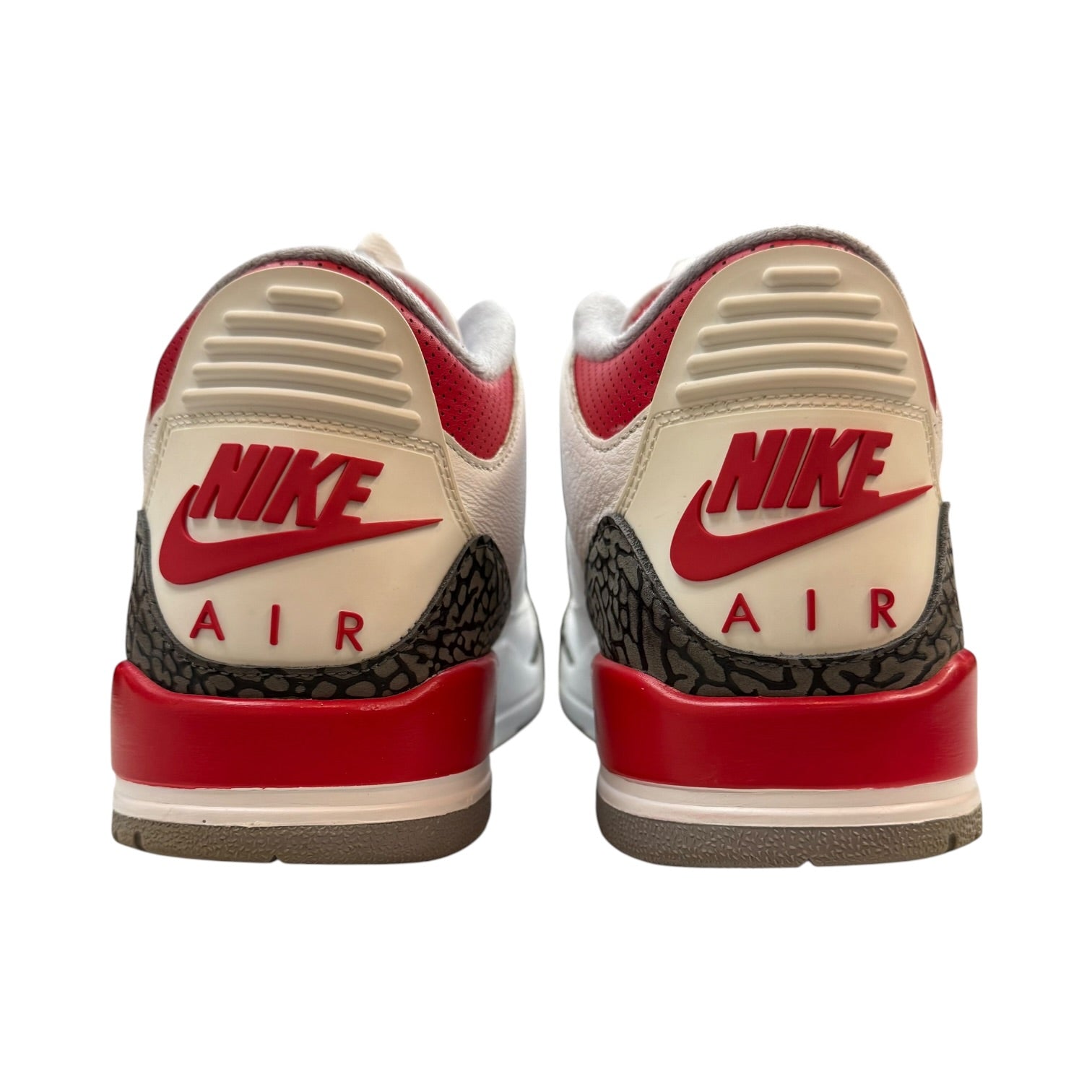 Jordan 3 Retro Fire Red (2022) (Used)