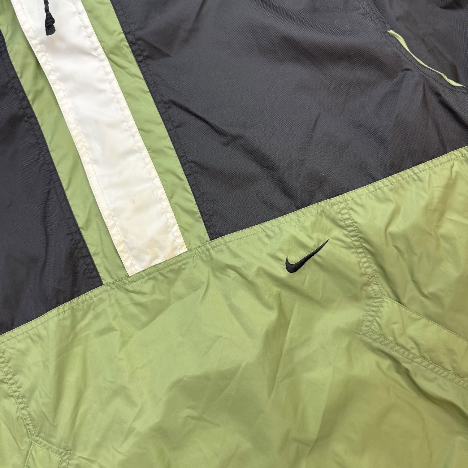 Vintage Nike Quarter Zip Windbreaker Black/Green