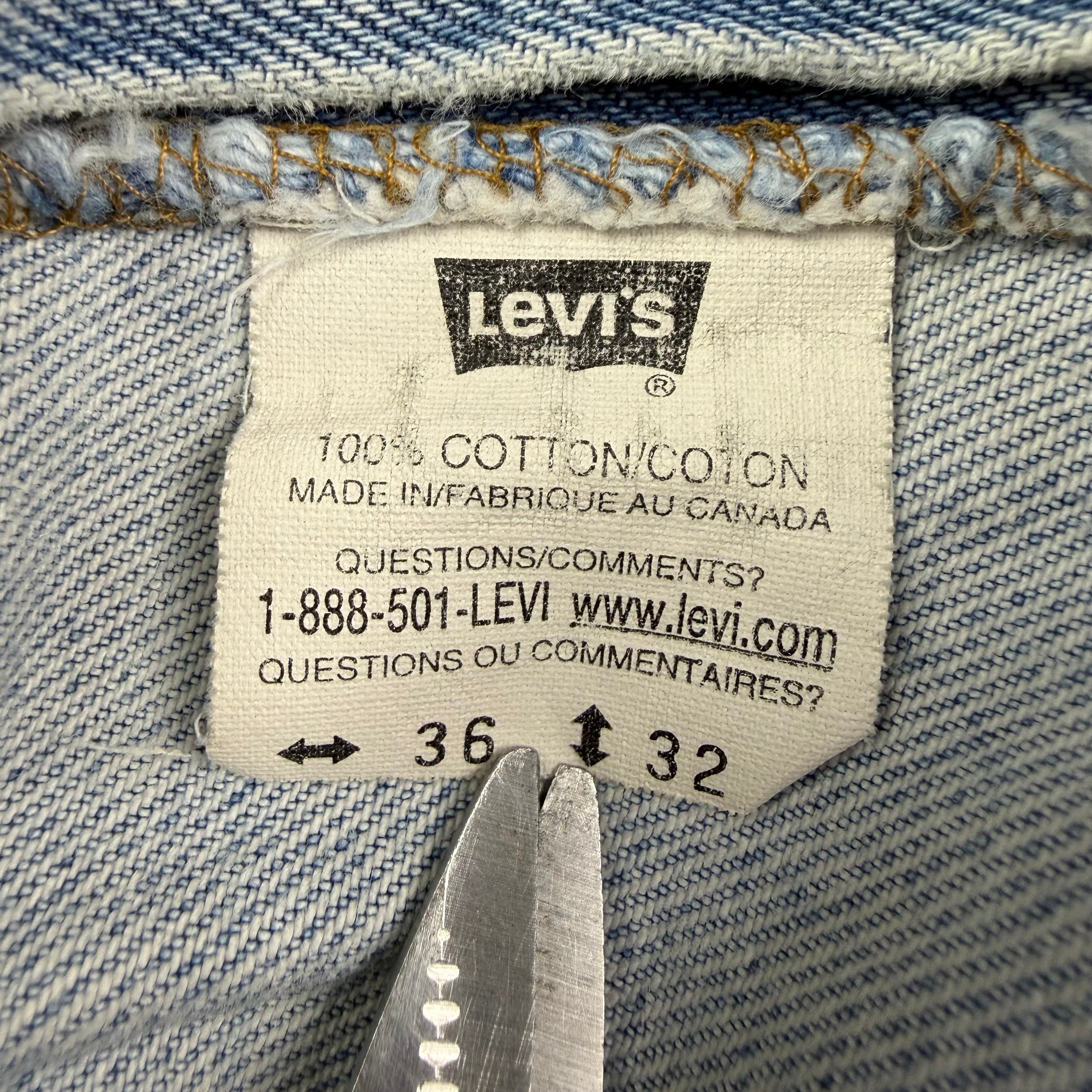 Vintage Levi’s 619 Light Wash Orange Tab Denim Jeans Blue