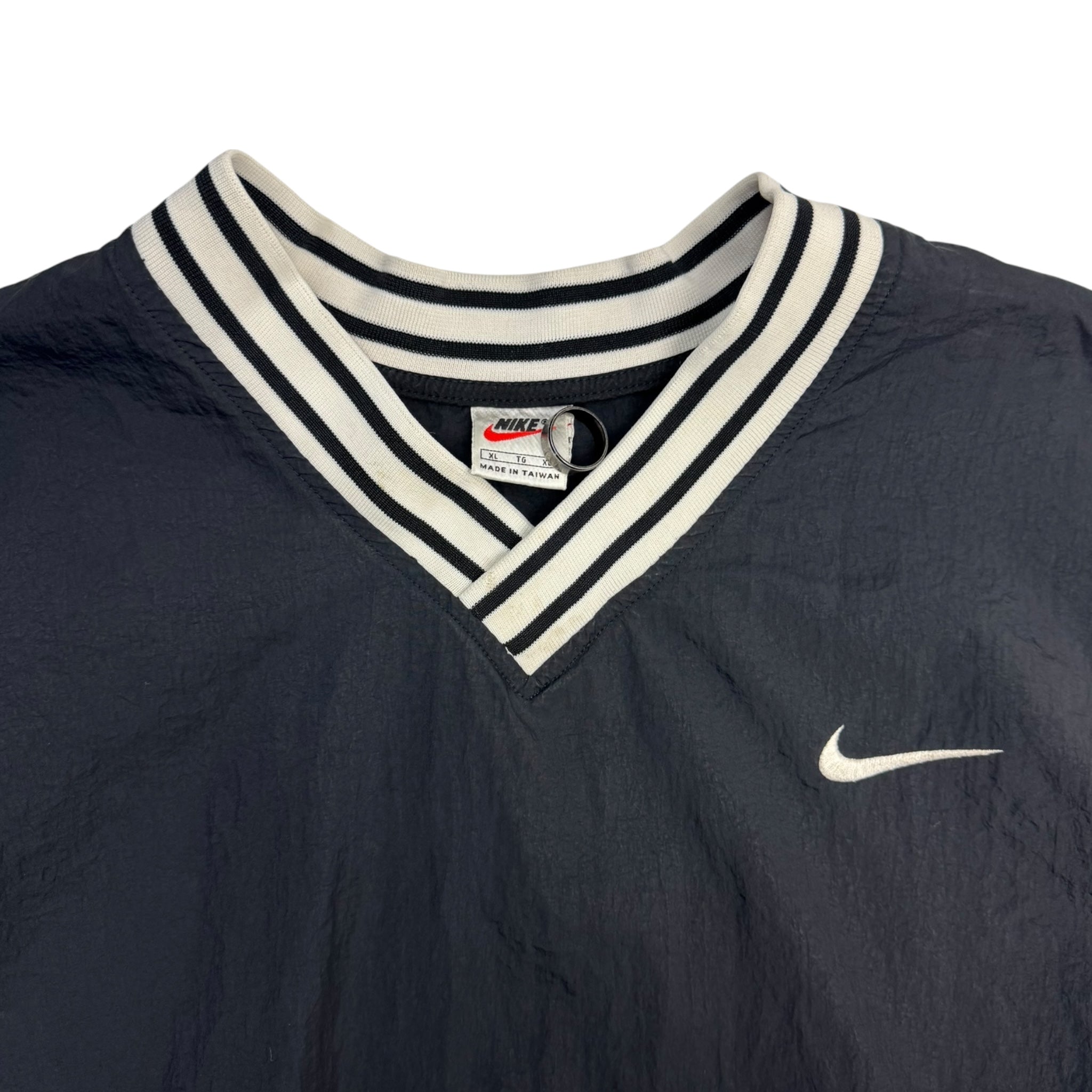 Vintage 90s Nike Side Swoosh Benchwarmer Black