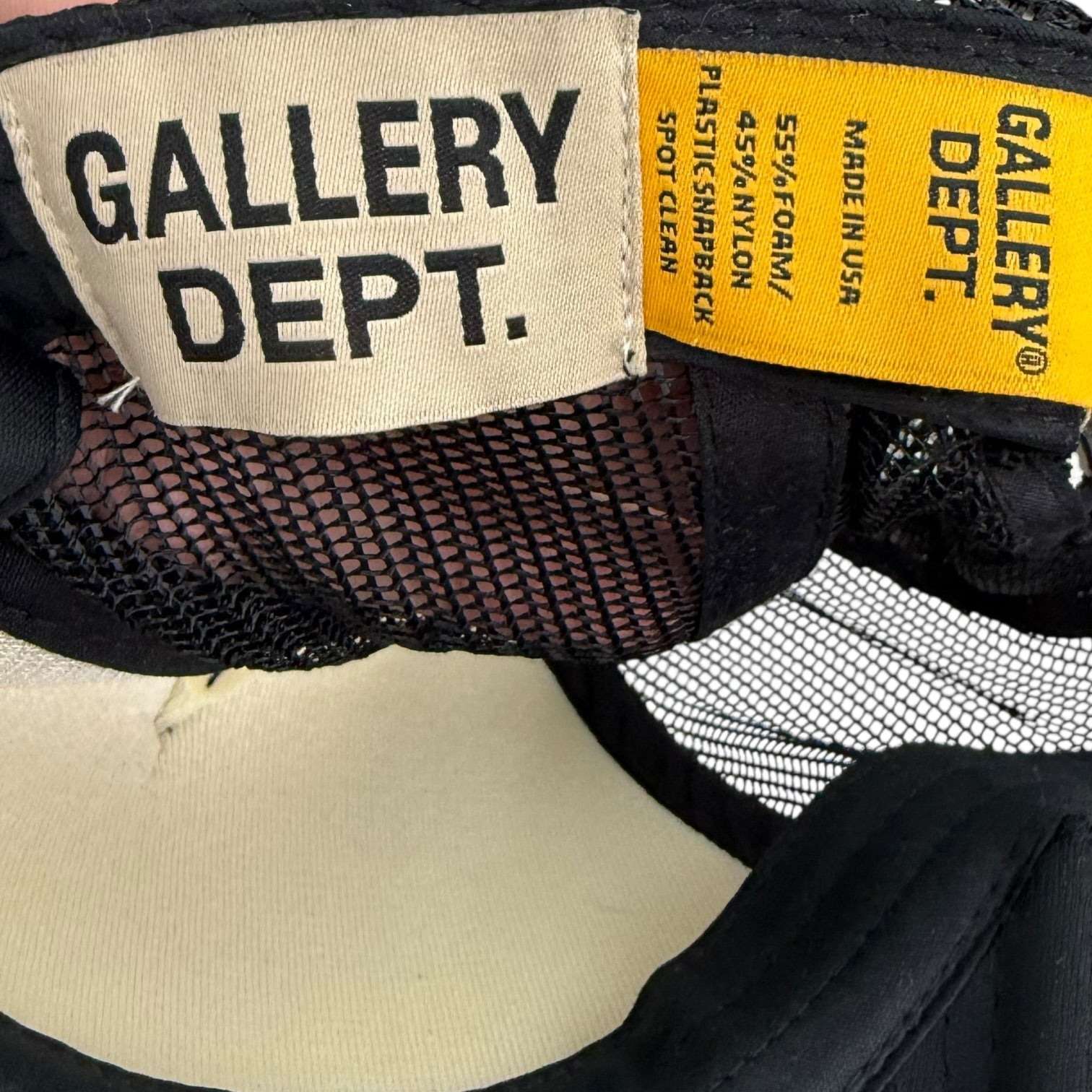 Gallery Dept. Logo Print Mesh Trucker Hat Black