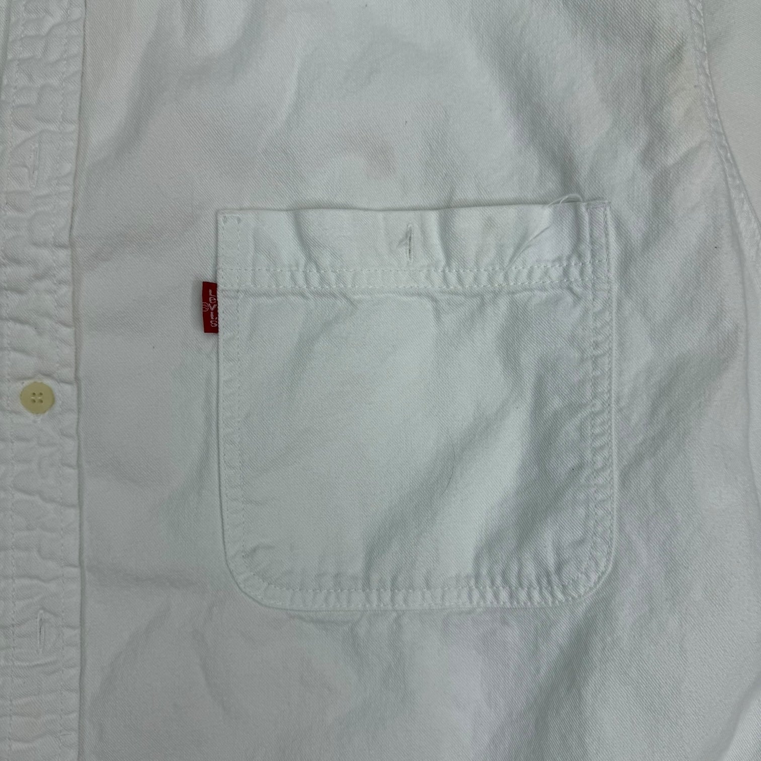 Vintage Levi’s Denim Button Up Shirt White