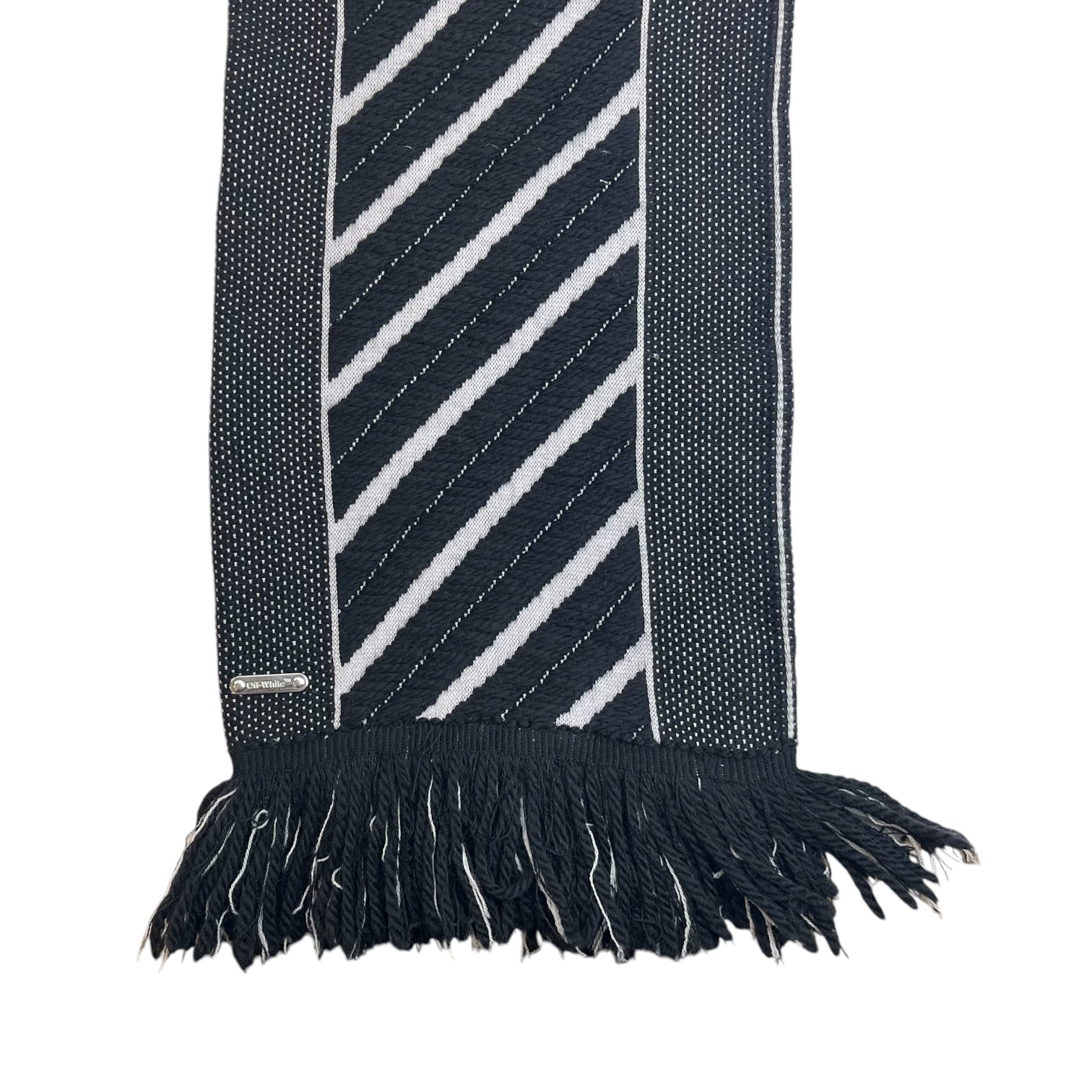 Off-White Jumbo Knit Scarf Black