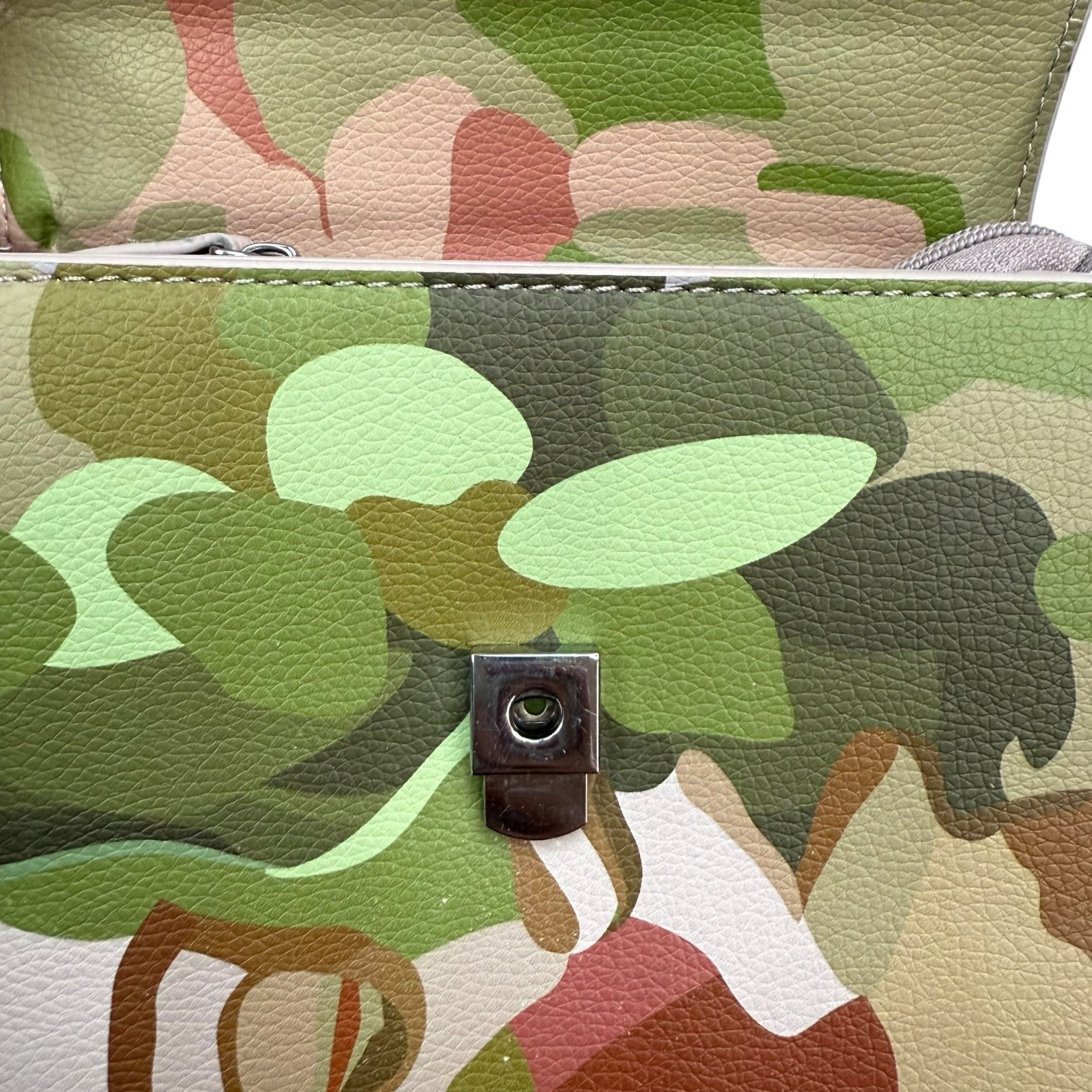 KidSuper Kissing Bag Autumn