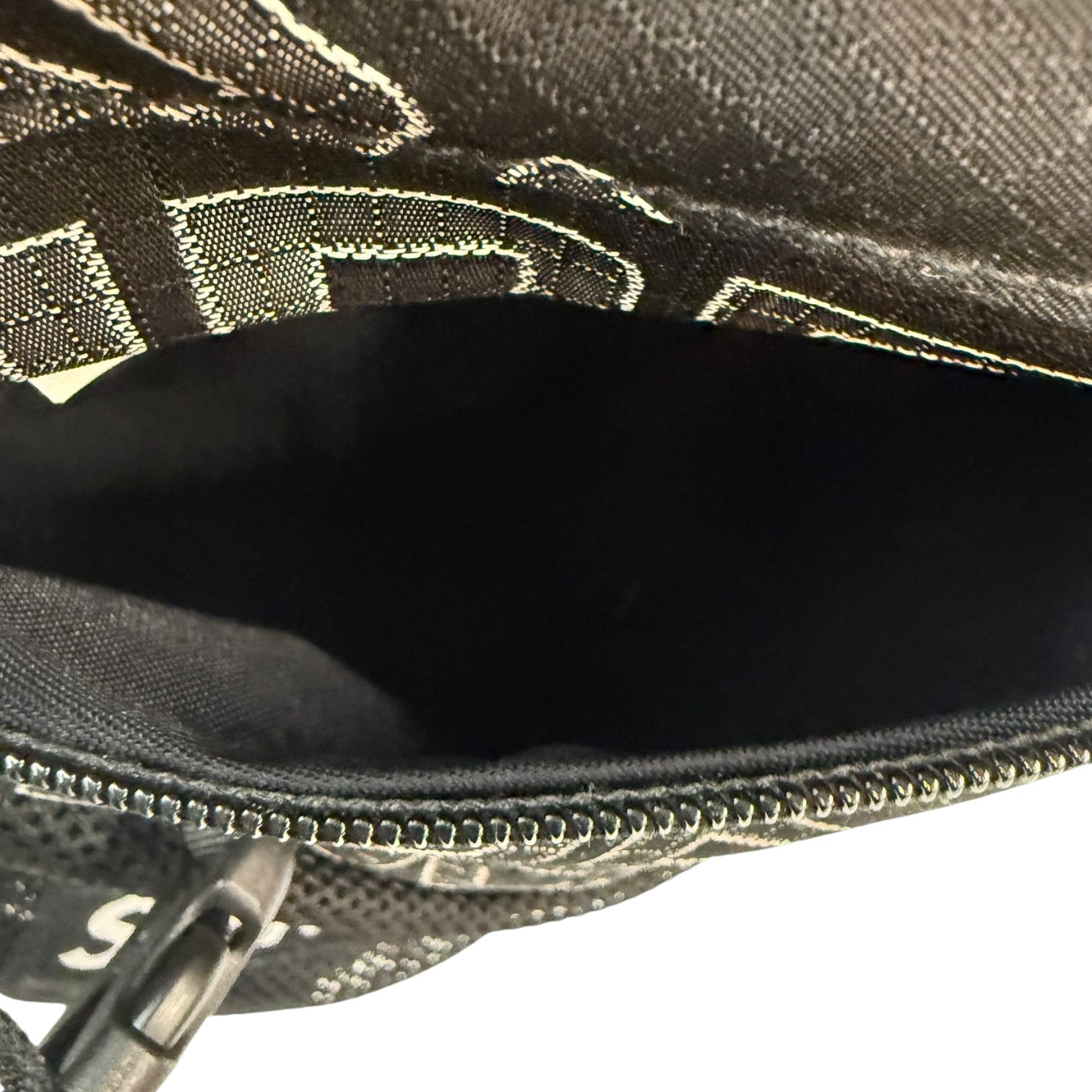 Supreme Sling Bag FW21 Black